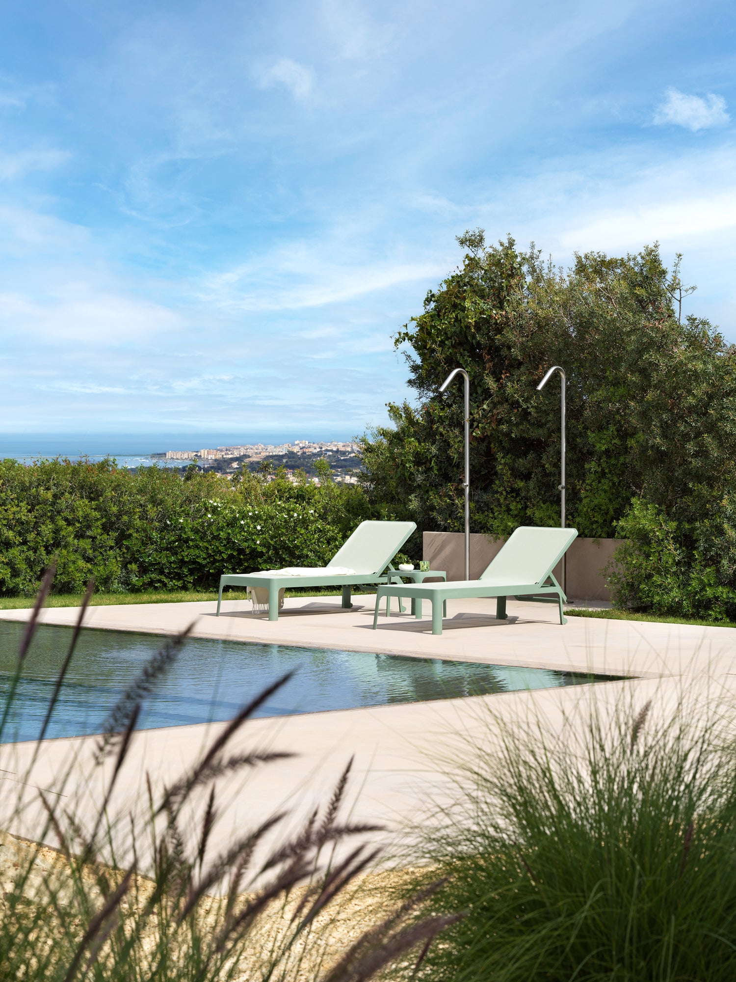 NET Beige Outdoor Coffee Table