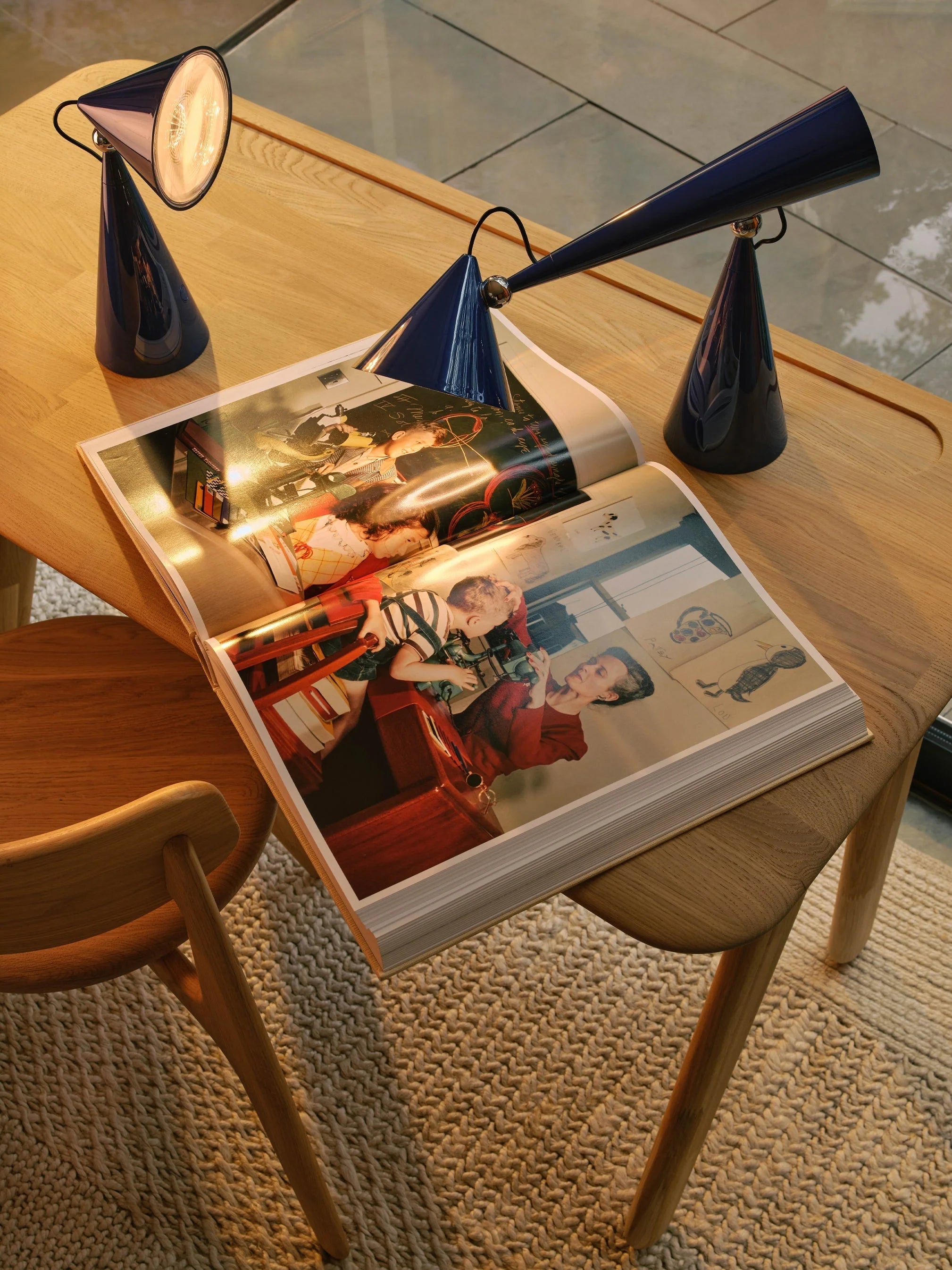 Portable table lamp POSE blue