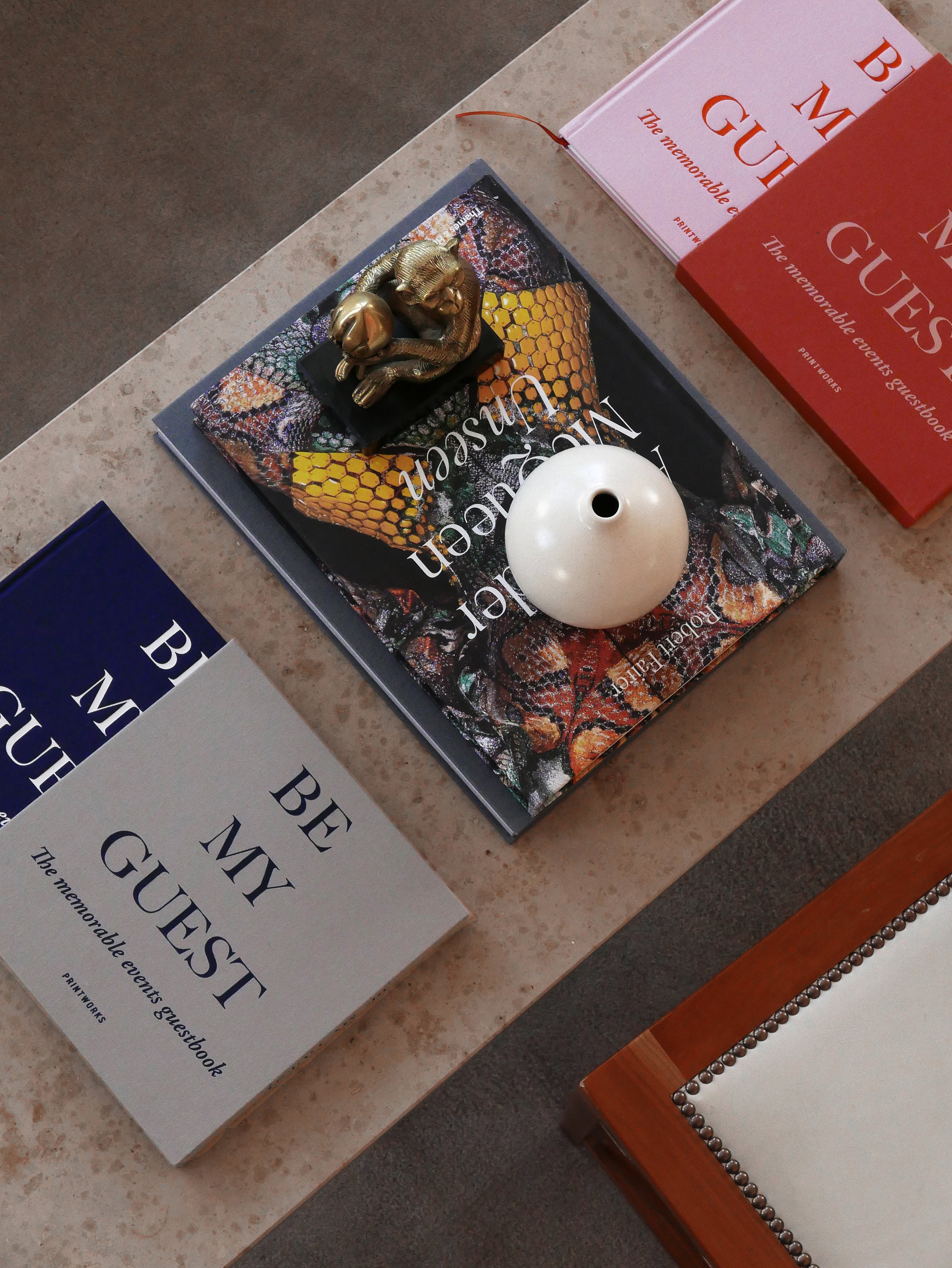 Kniha hostí BE MY GUEST šedá s modrou