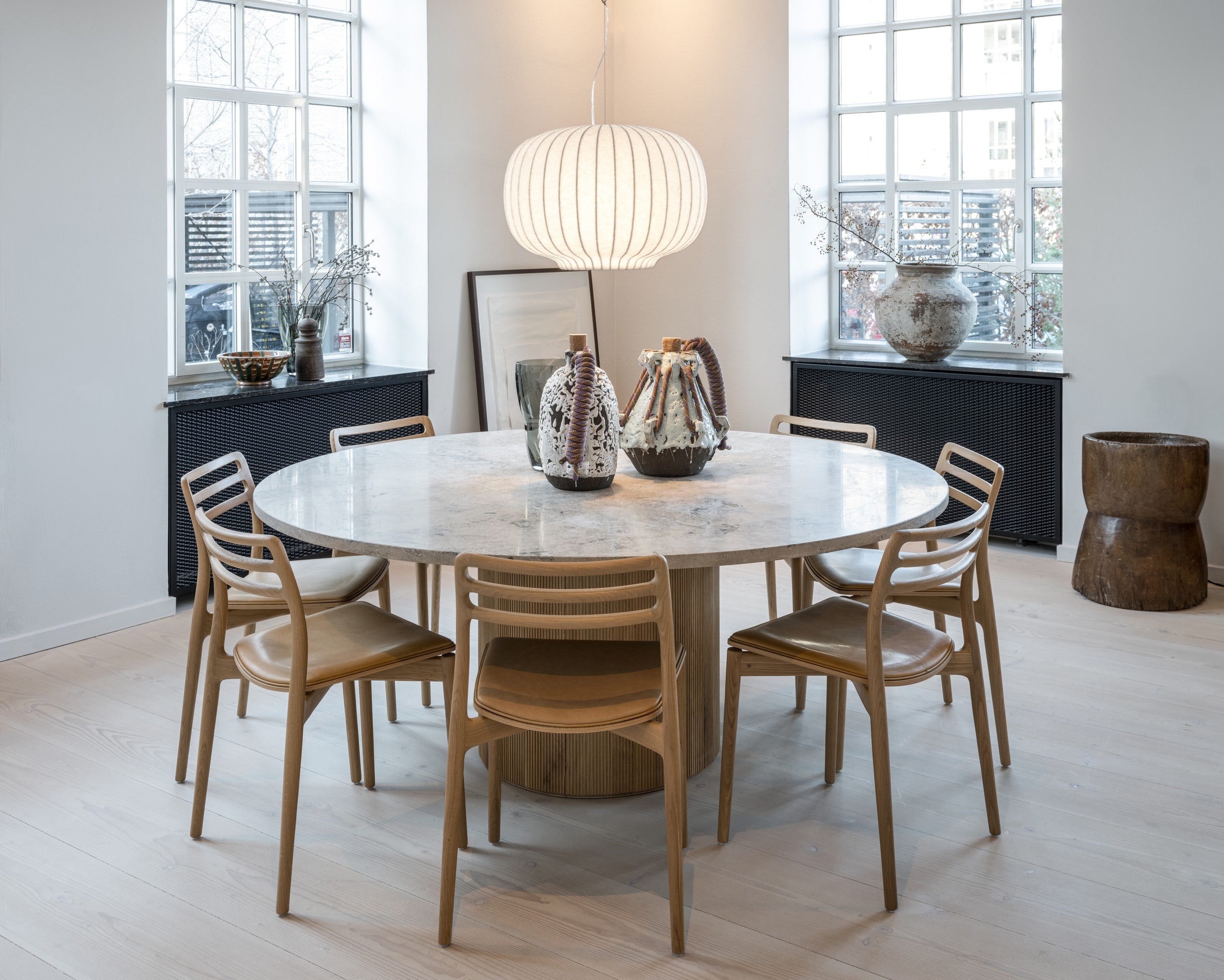 CABIN Chair in Caramel Leather with Light Oak Base