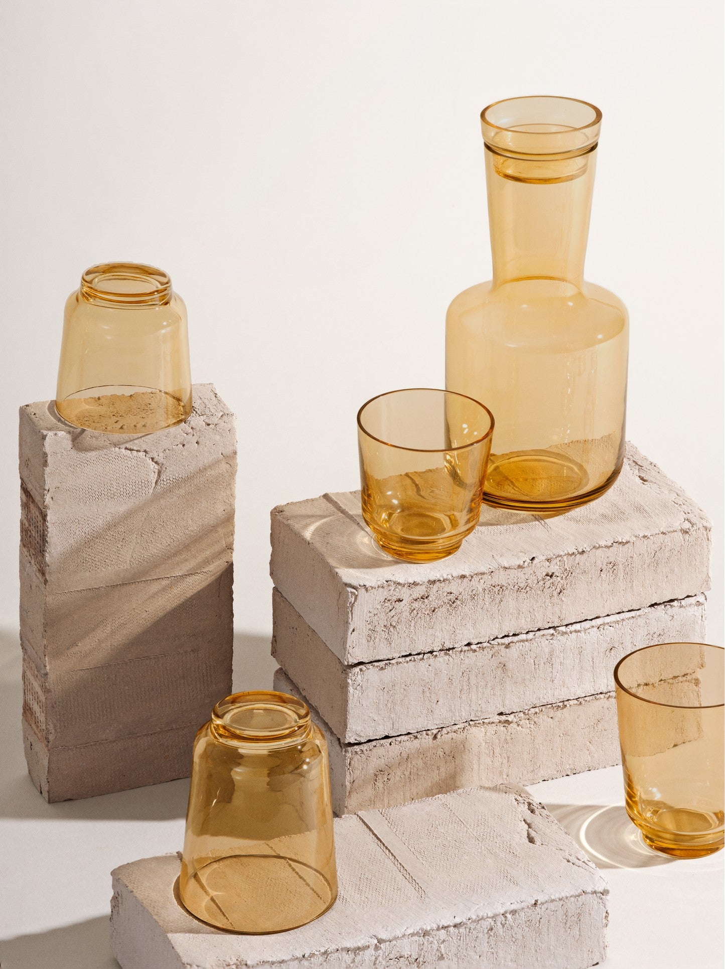 Amber RAISE Carafe