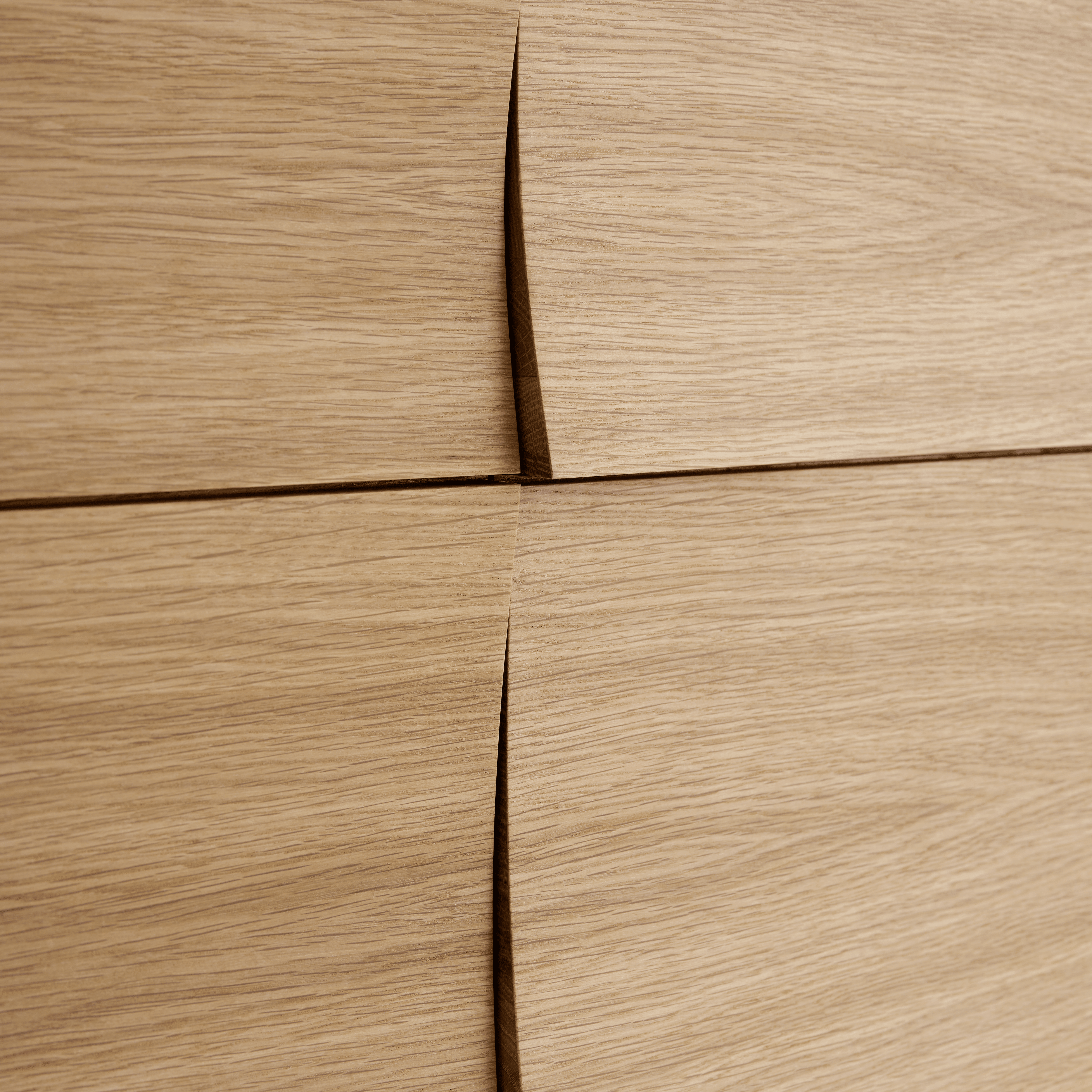 Komoda REFLECT dubový dyha