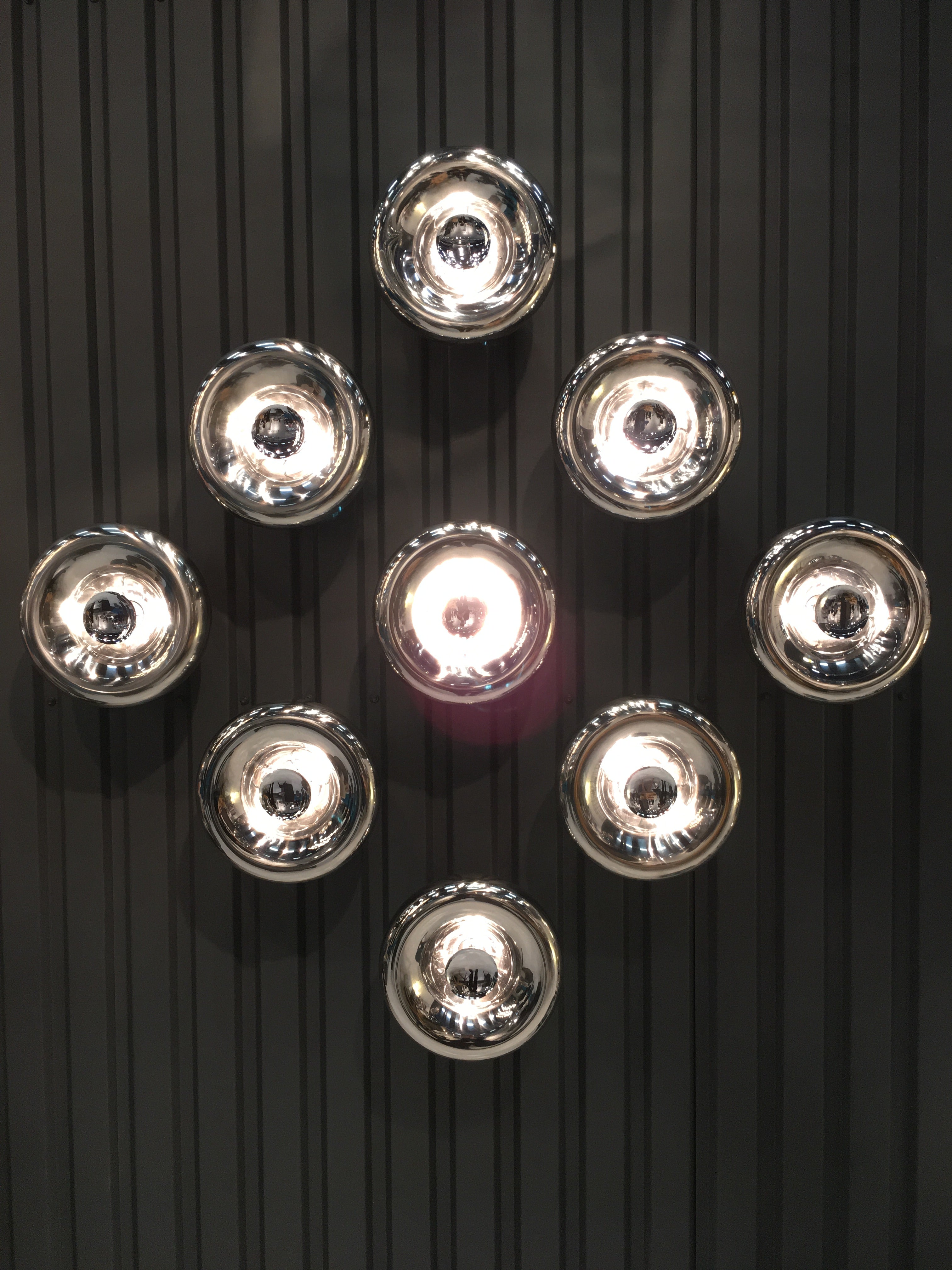 VOID Wall Lamp in Copper