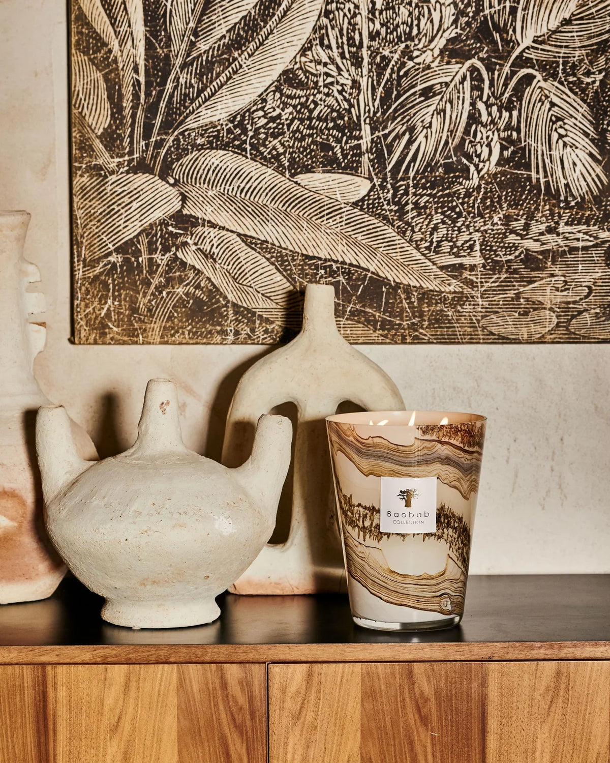 Aromatická sviečka SAND SILOLI s cedrom, tonkovým bôbom a limetkou