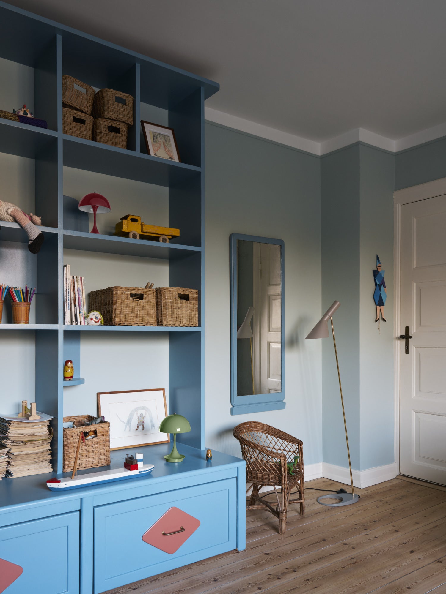 Lampa przenośna PANTHELLA 160 burgundowy