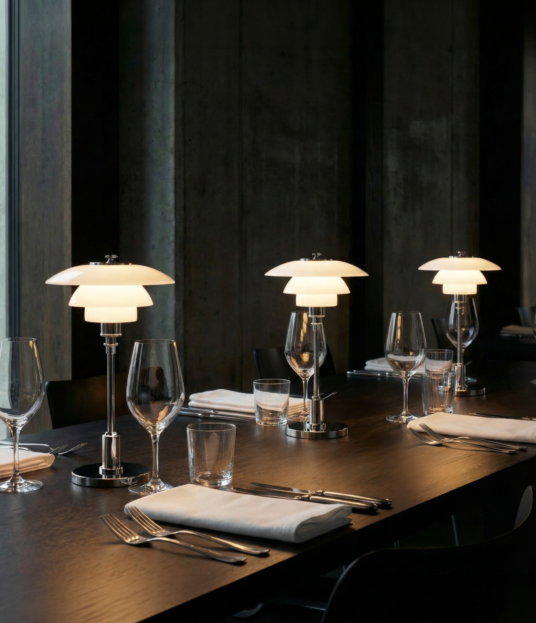 Lampa przenośna PH 1/1 biały z chromowaną podstawą
