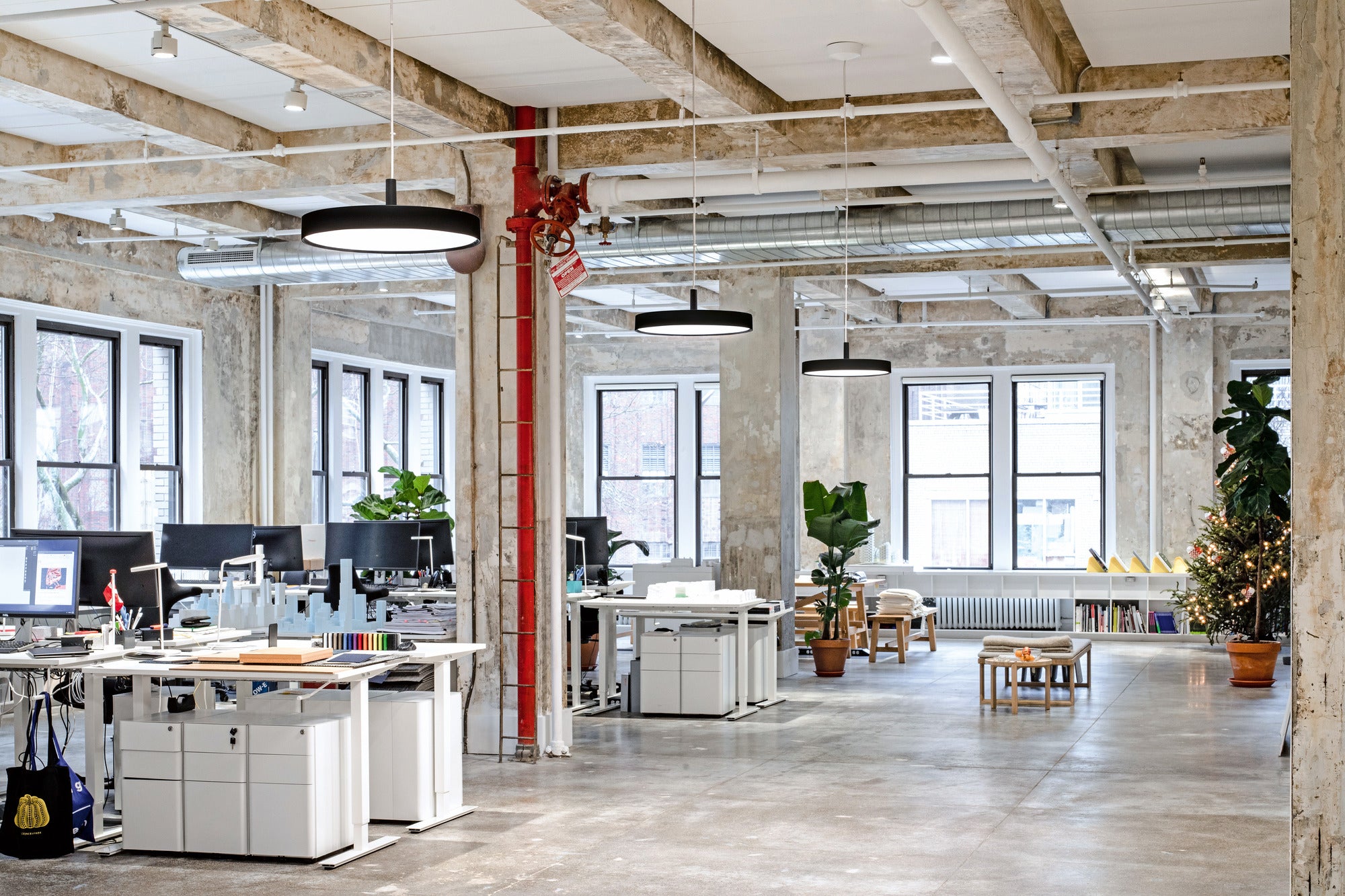 Závesná lampa LP SLIM čierna