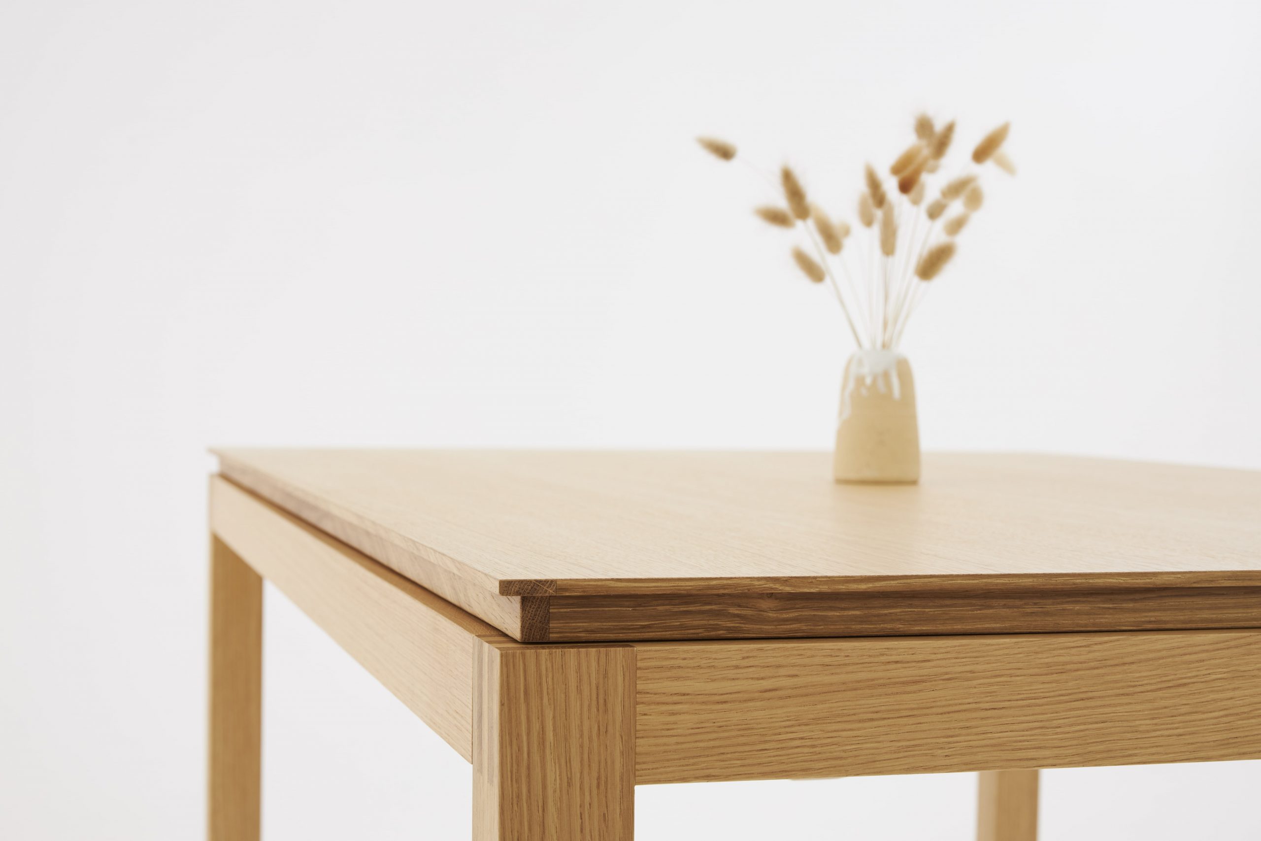 Delived oak wooden
