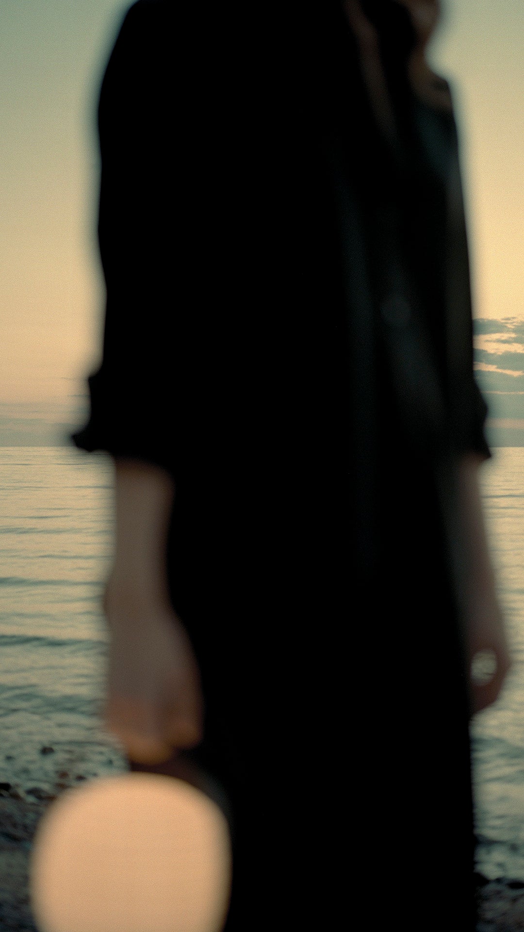 Lampa przenośna LANTERN biały z czarnym uchwytem