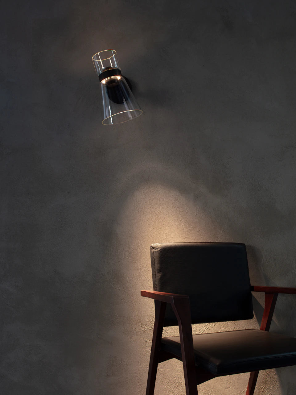 Nástenná lampa NOCTURNE CONE strieborná