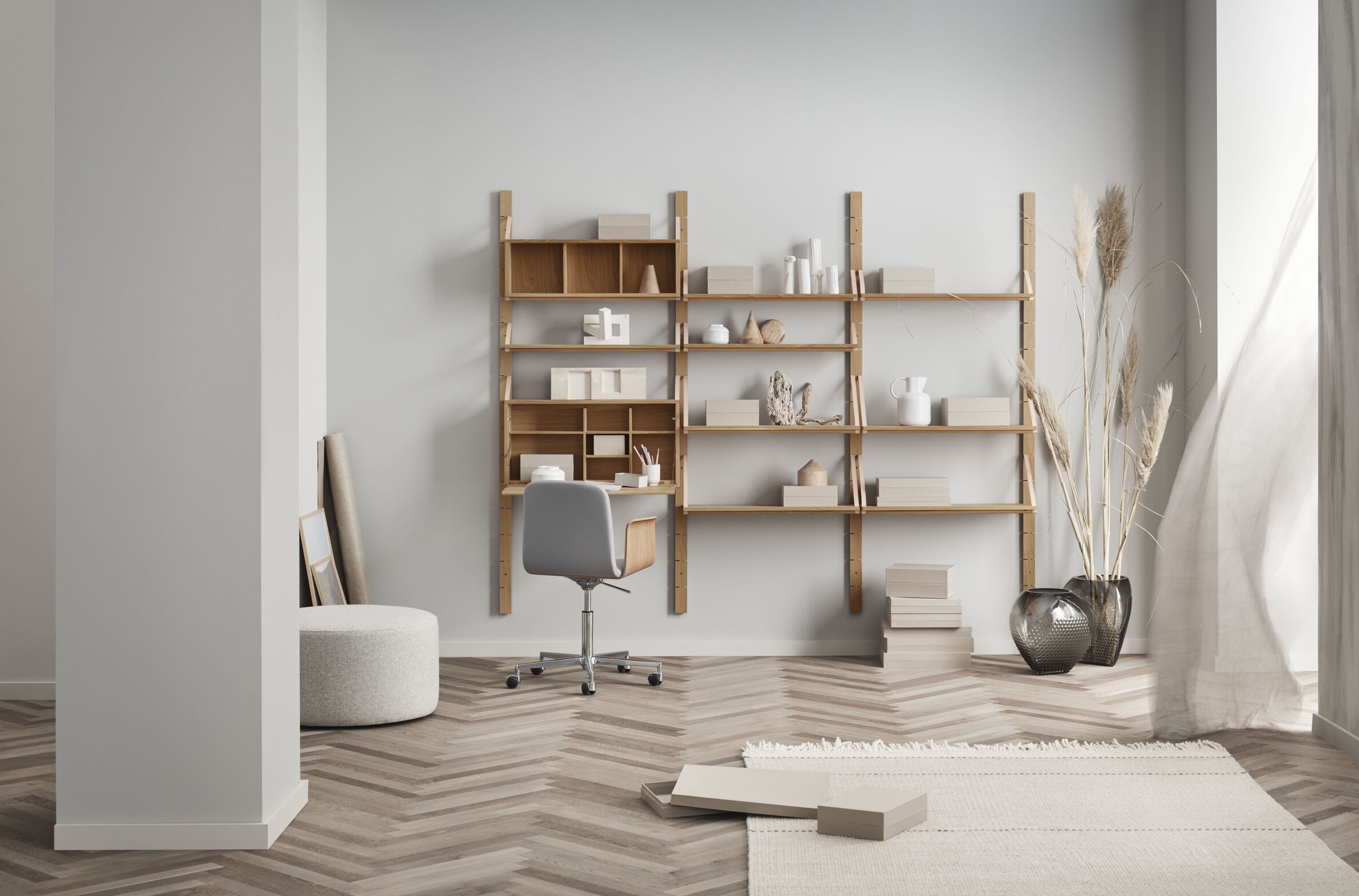 Kancelárske kreslo PALM orechová dyha s kovovou základňou