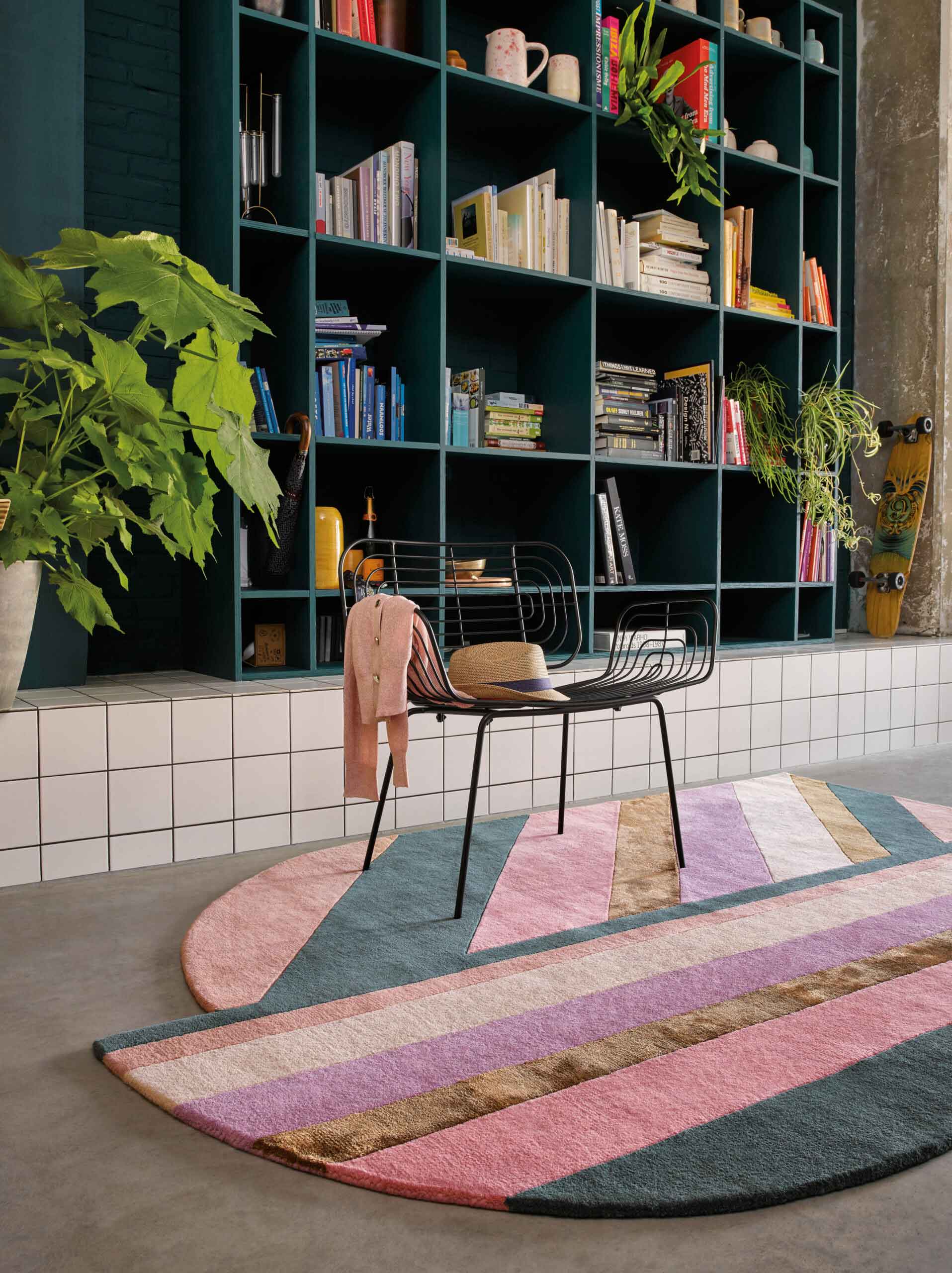 Untymmetrical rug Jardin pink