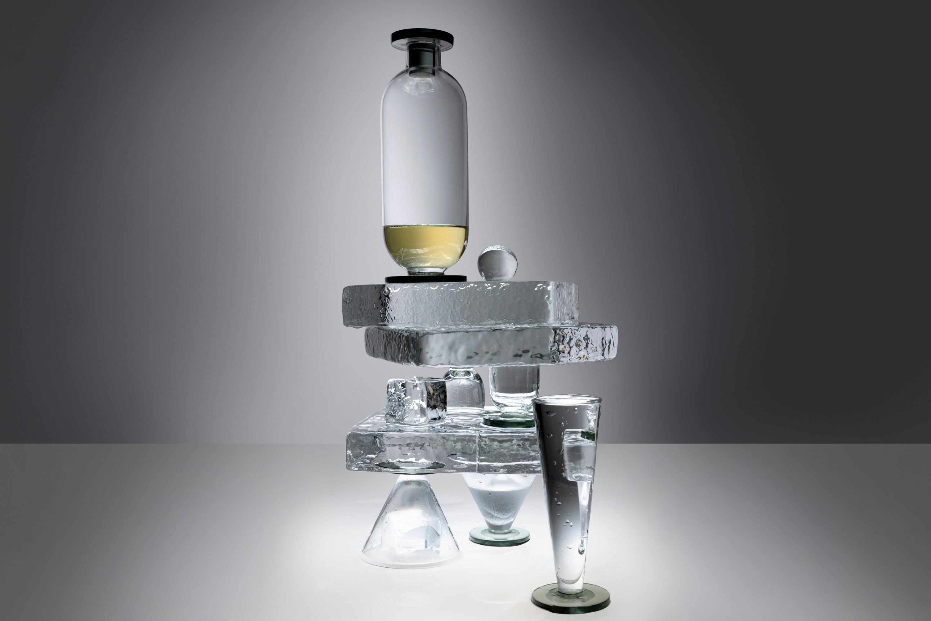 Karafa PUCK sklenená