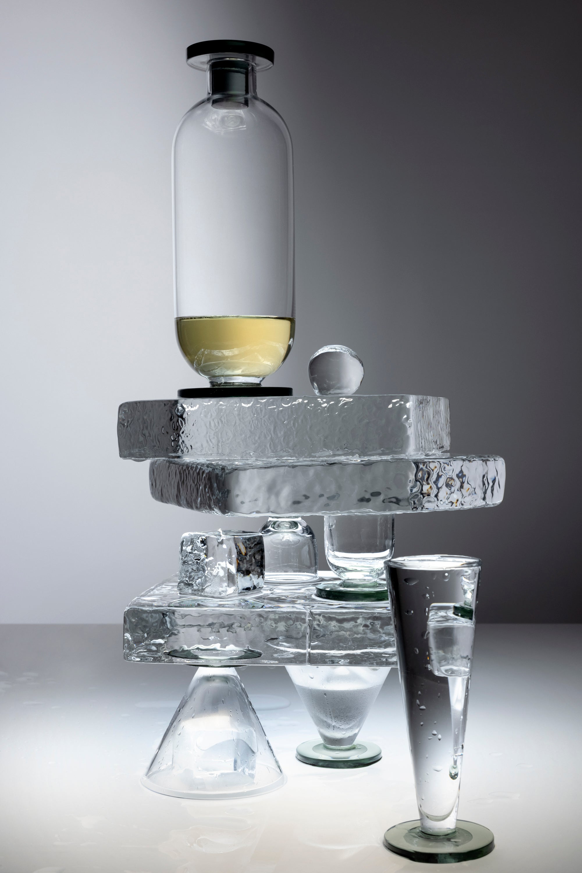 Karafa PUCK sklenená