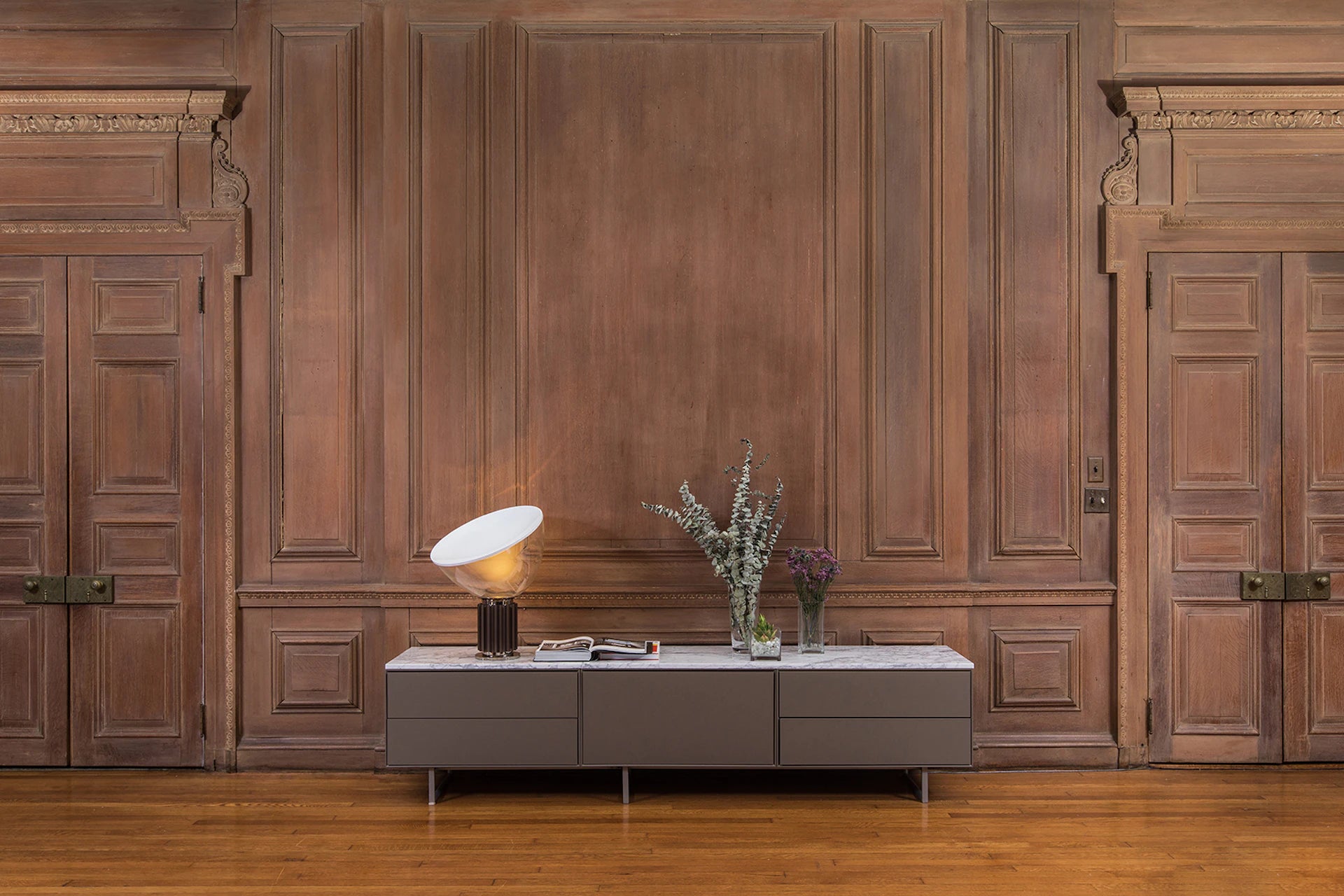 TACCIA Brown Table Lamp