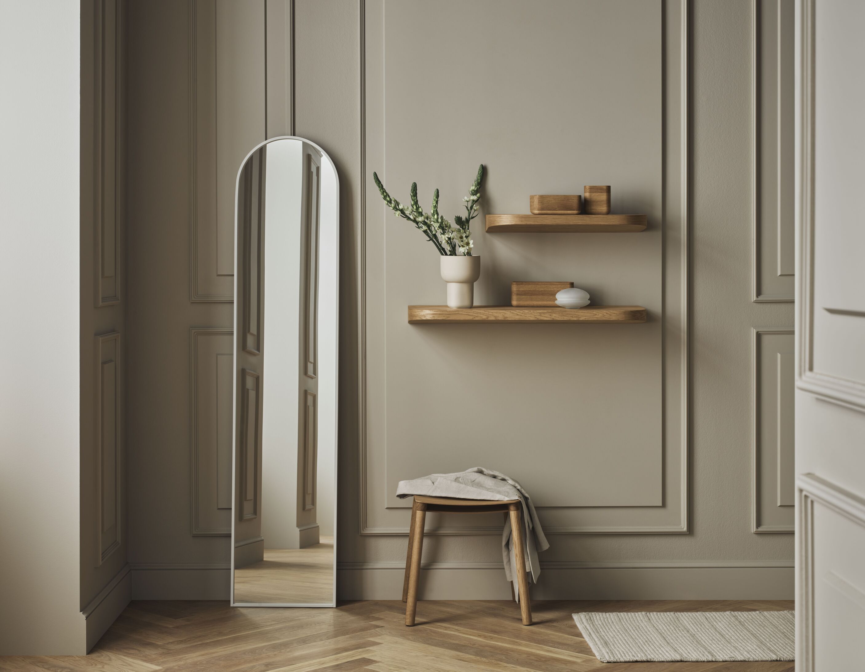 Polica VALA bielený dubový dyha