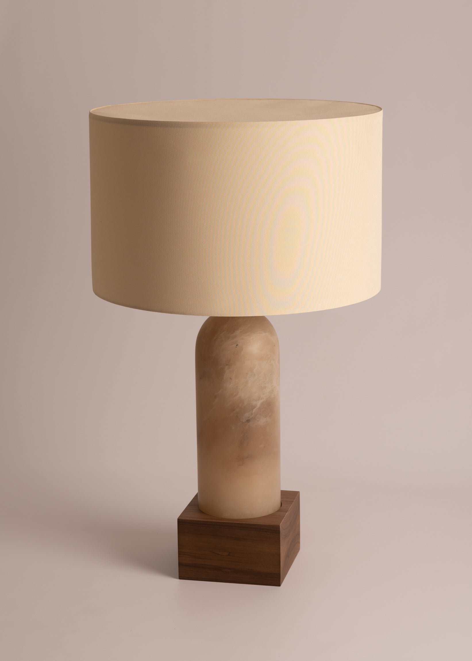 Stolná lampa PURA KELO tmavý béžový alabaster