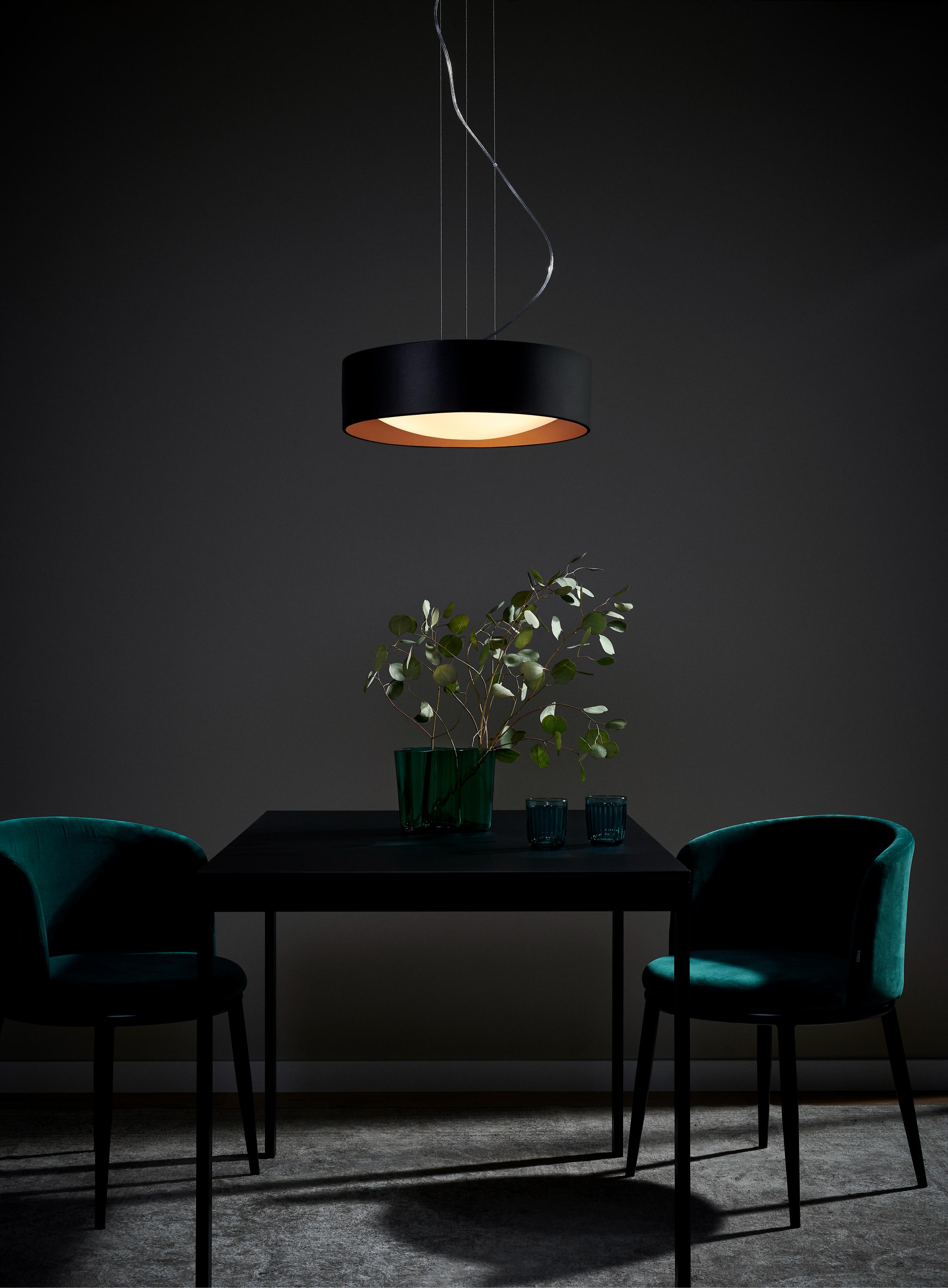 VERO pendant lamp black with a gold interior