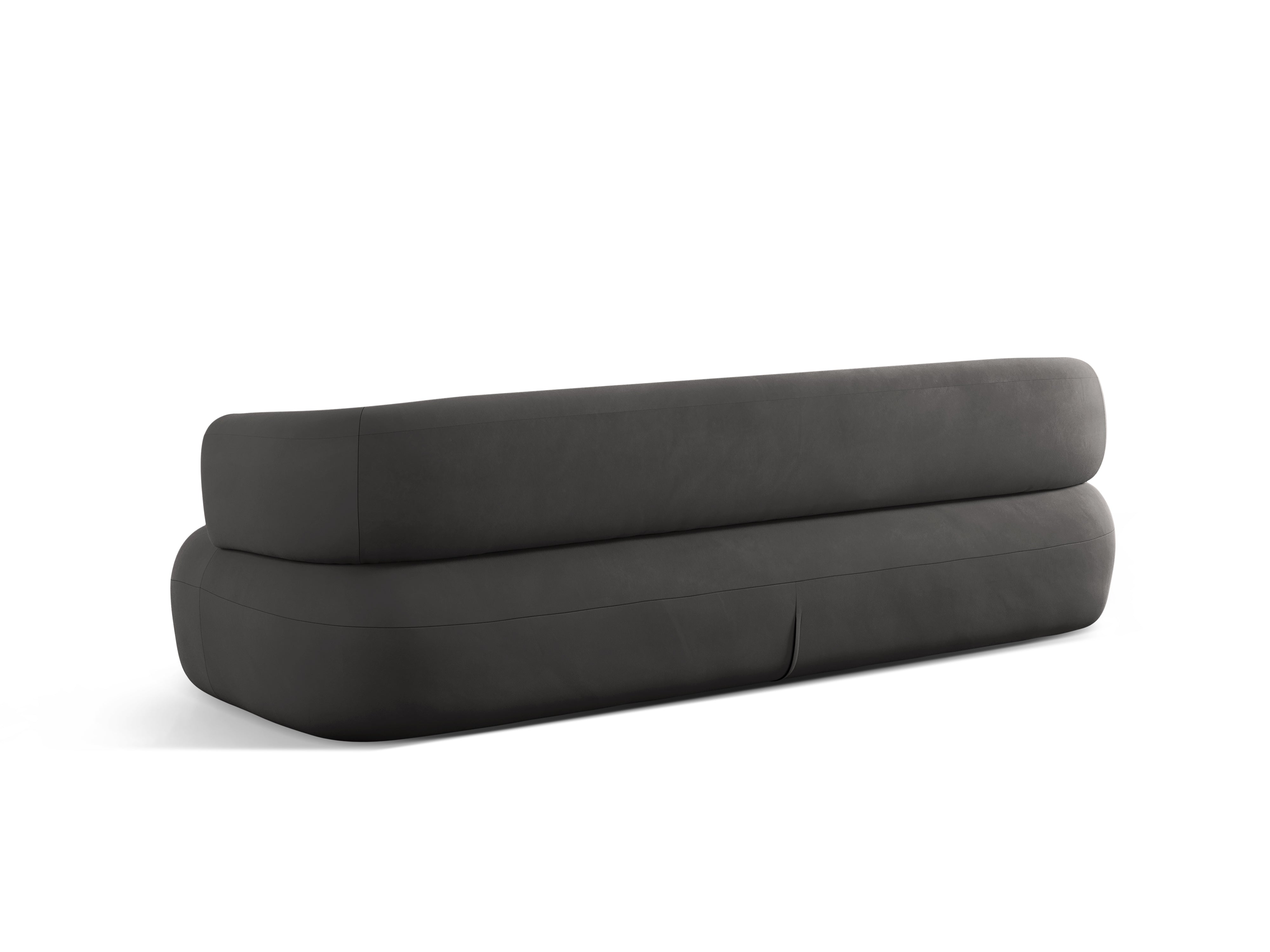 Sofa z jemného aksamitného materiálu pre 4 osoby ALDRIN v tmavosivej farbe.