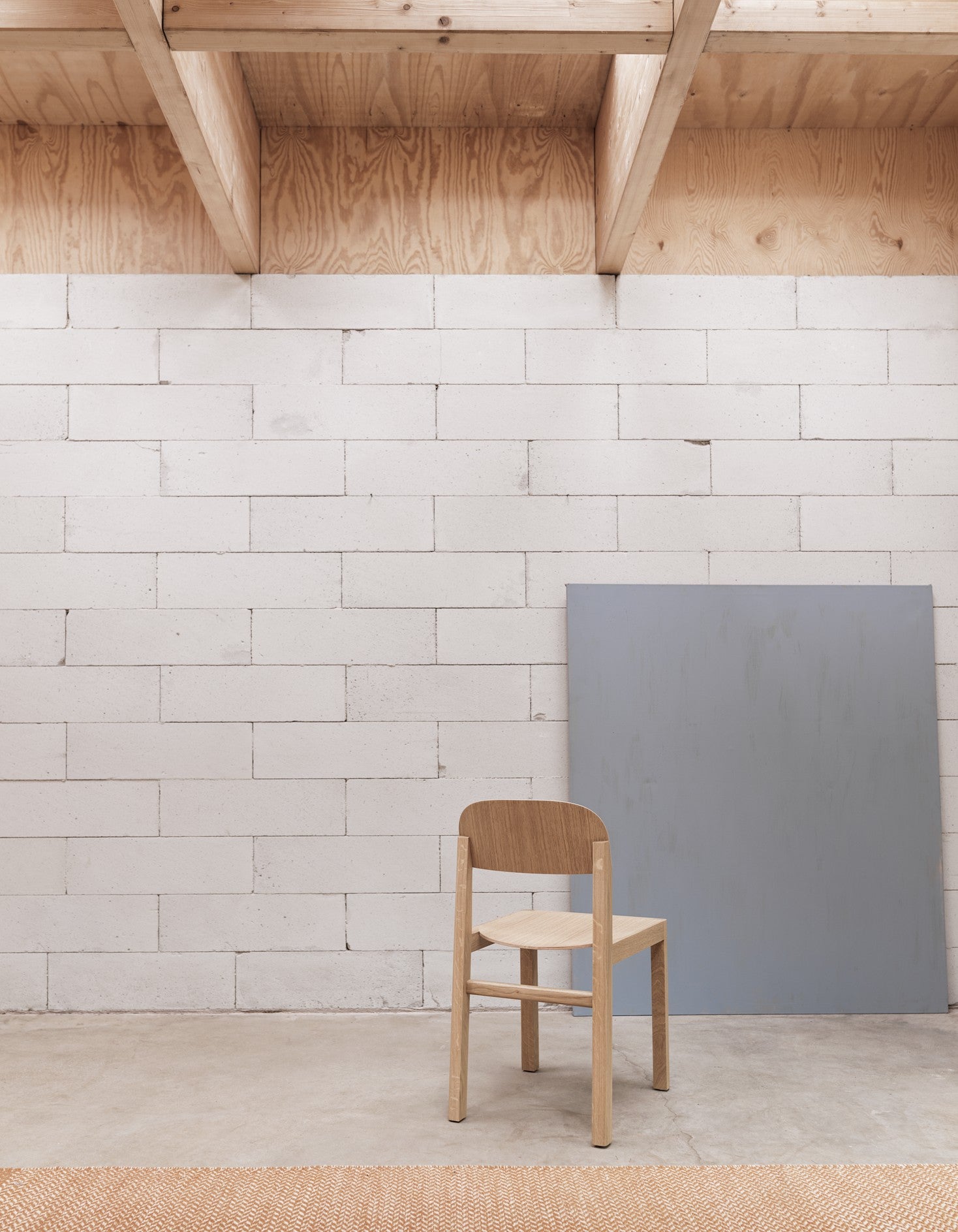 Stolička WORKSHOP dyha a dubové drevo