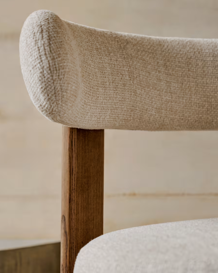 Stolička GRANITE béžový šenil s tmavým jaseňovým podstavcom