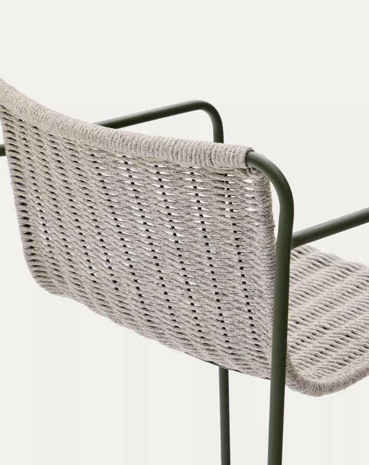 Záhradný hoker MAURINA šedý so zeleným oceľovým podstavcom