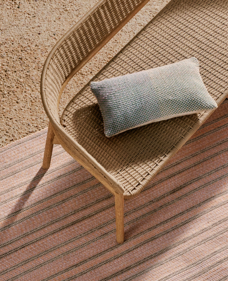 Záhradná pohovka ARINELLA z ľahkého akáciového dreva s béžovým povrazom