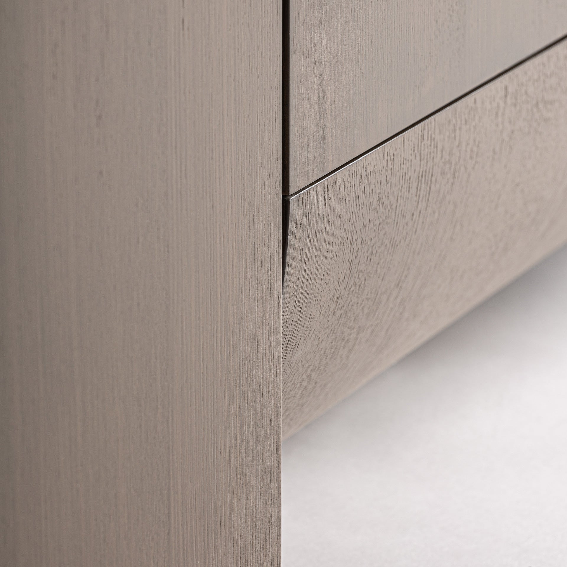Aksaray Chest of Drawers in Oak Wood
