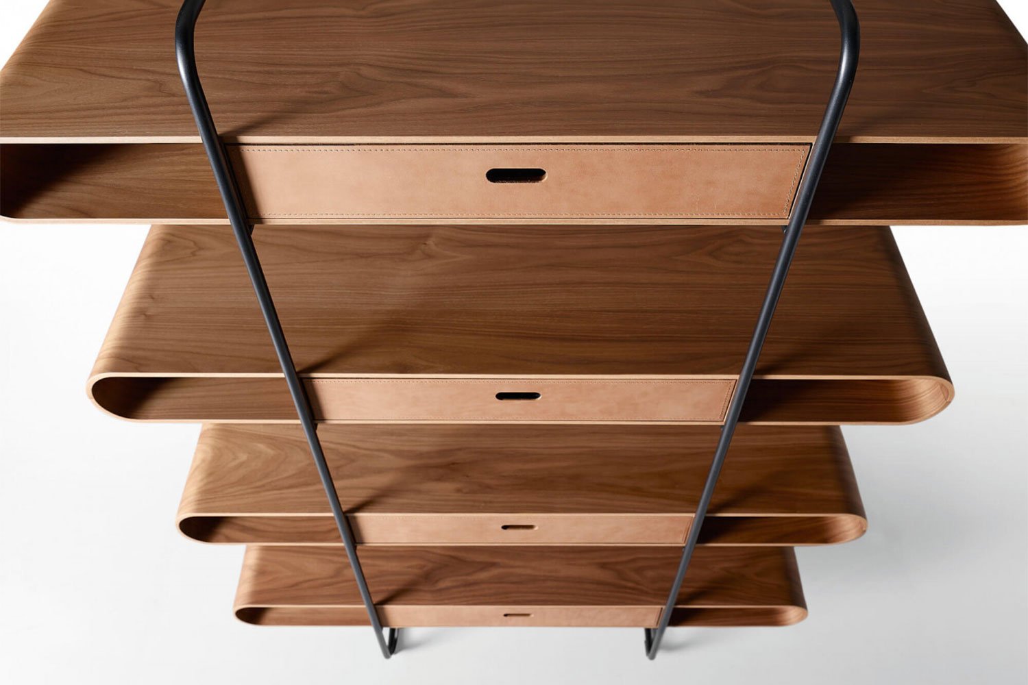 Personalizovaný regál APELLE