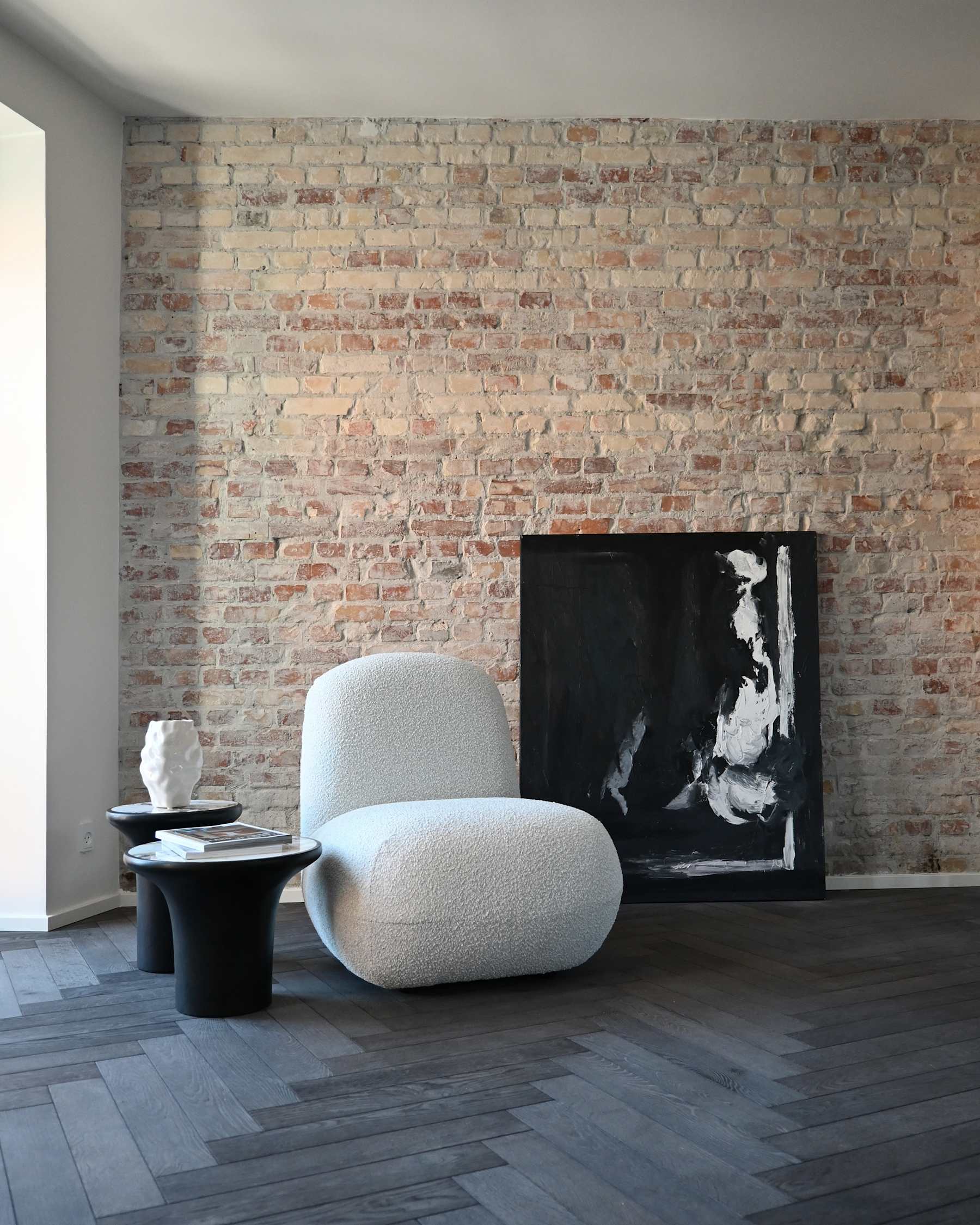 Kávový stolík TRUMPET betón s mramorom