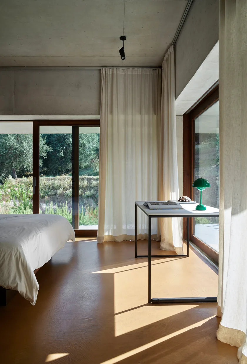 Písací stôl MACIS z dubového dreva