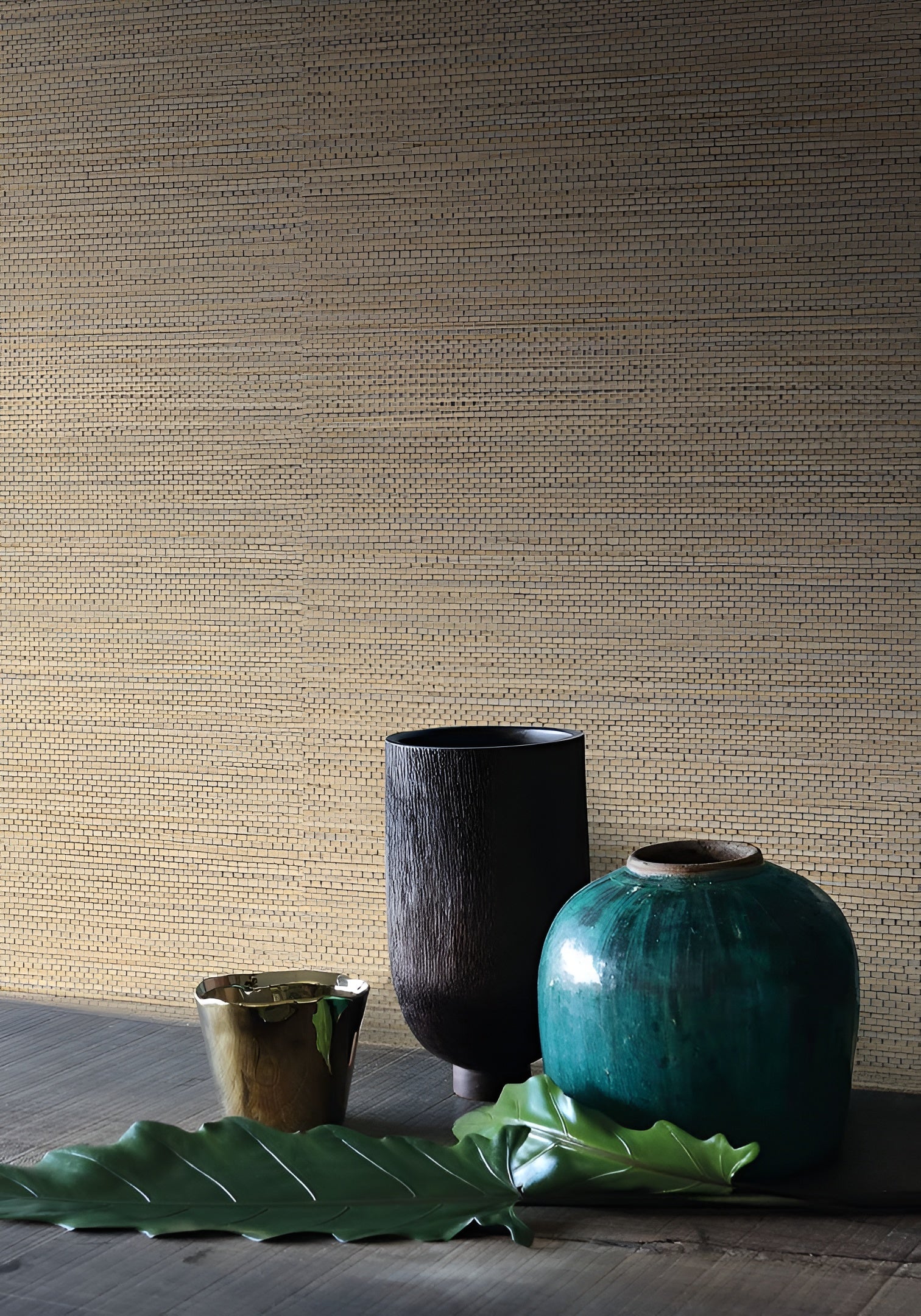 Structural wallpaper imitating seagrass fibers ZOSTERA - DARK BEIGE travertine