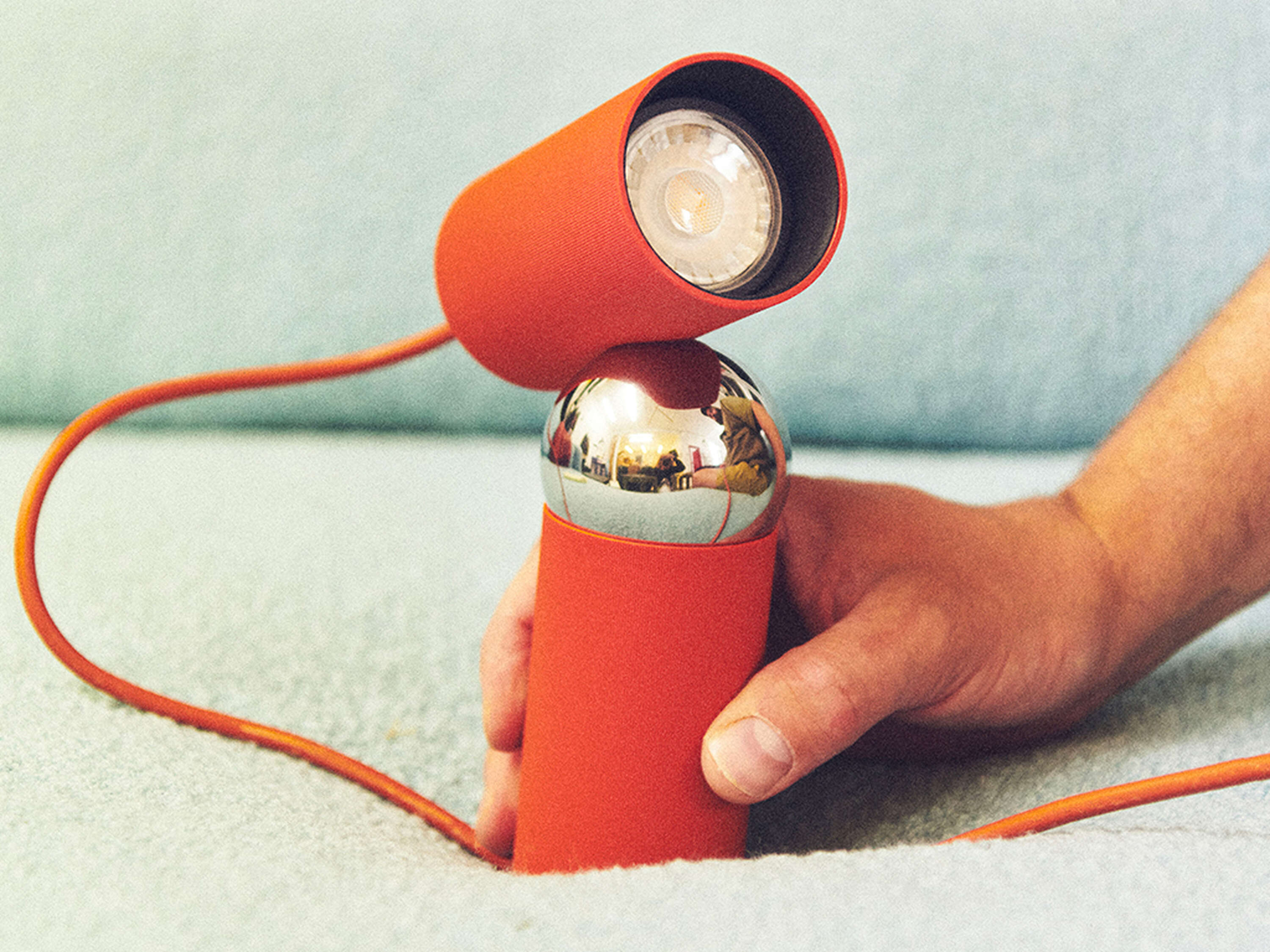 Stolná lampa BILBOQUET červená pomarančová