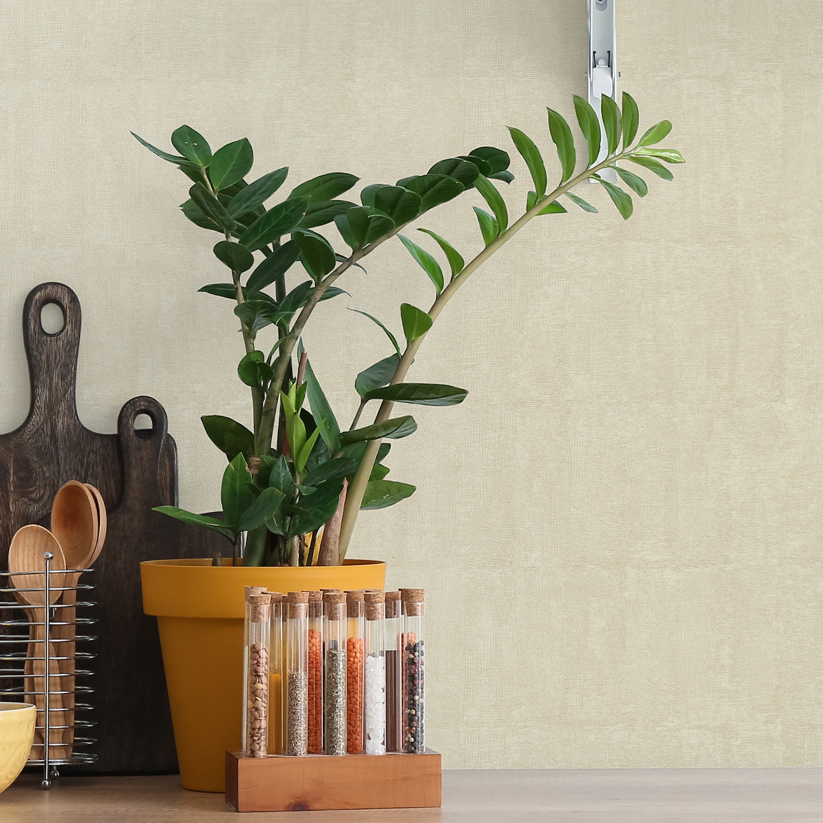 Tapeta so štruktúrou napodobňujúcou hlinu BIZEN - IVOIRE slonová kosť