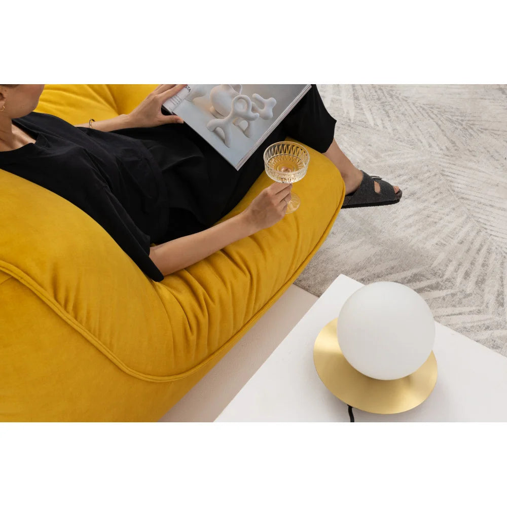 BORRA black table lamp