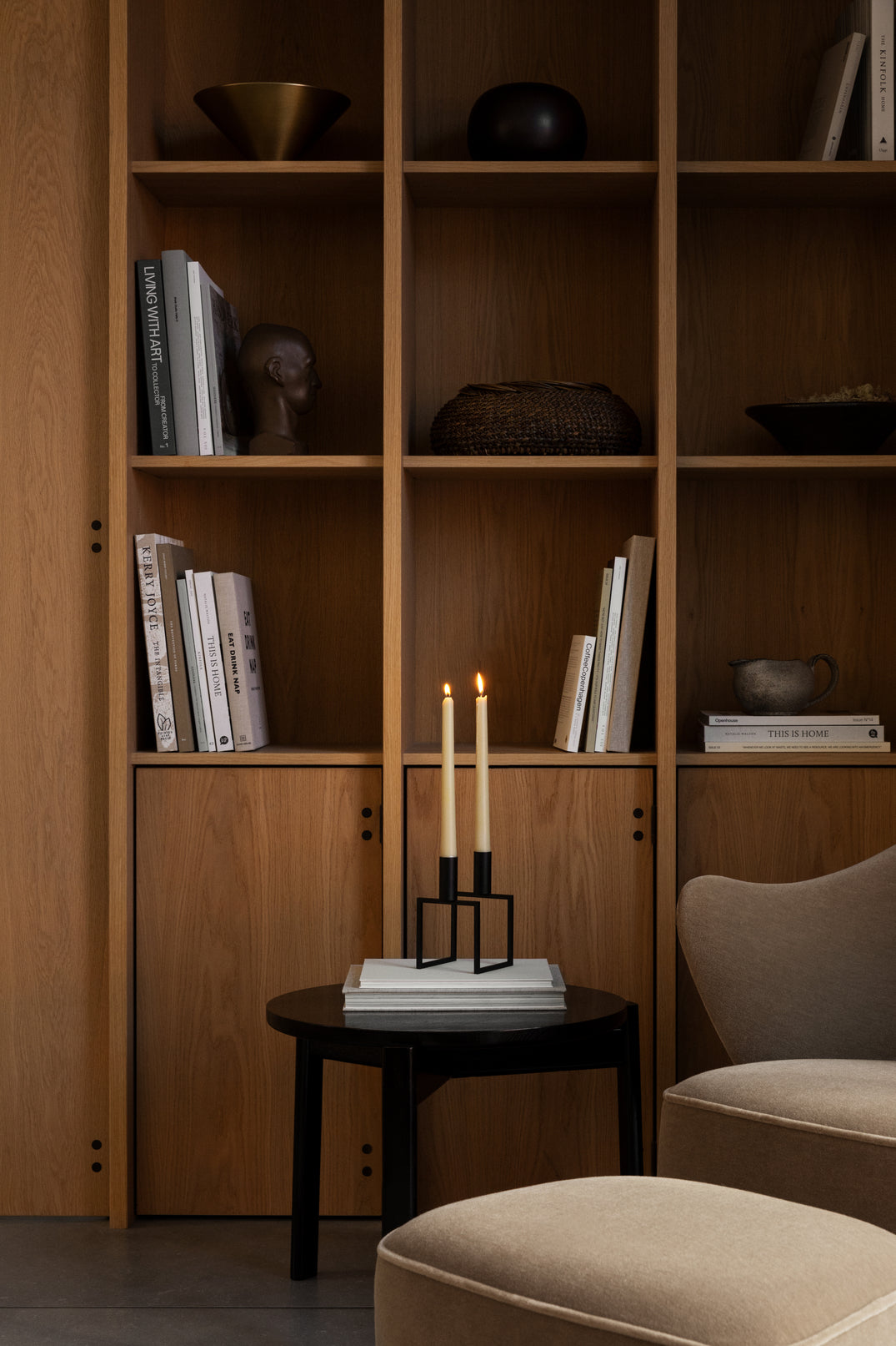 Svietnik KUBUS LINE čierny