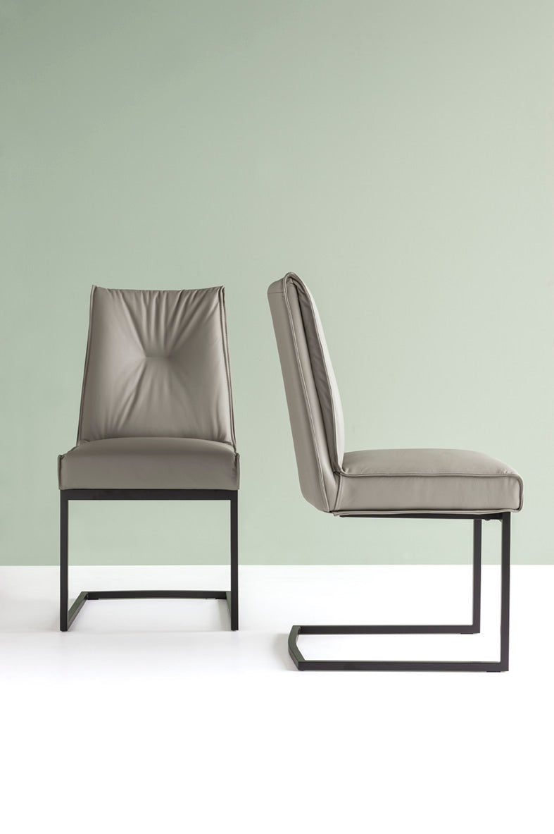 Chair ROMY taupe seat with black base