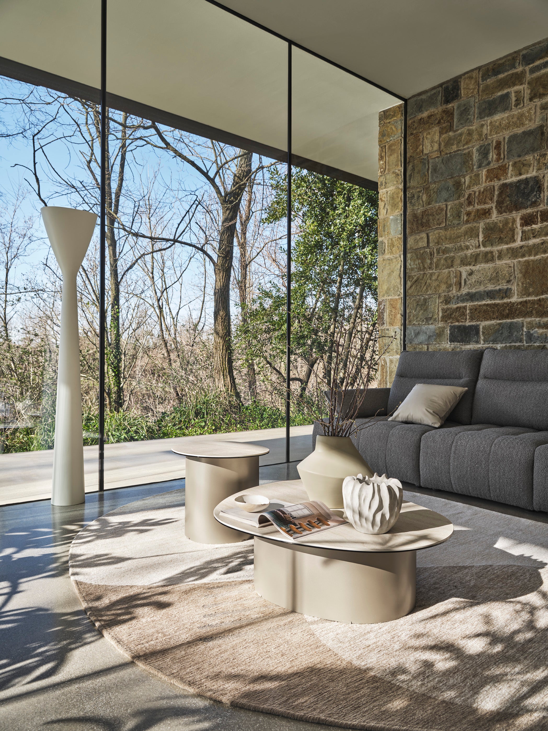 Bocný stolík TWINS krémový