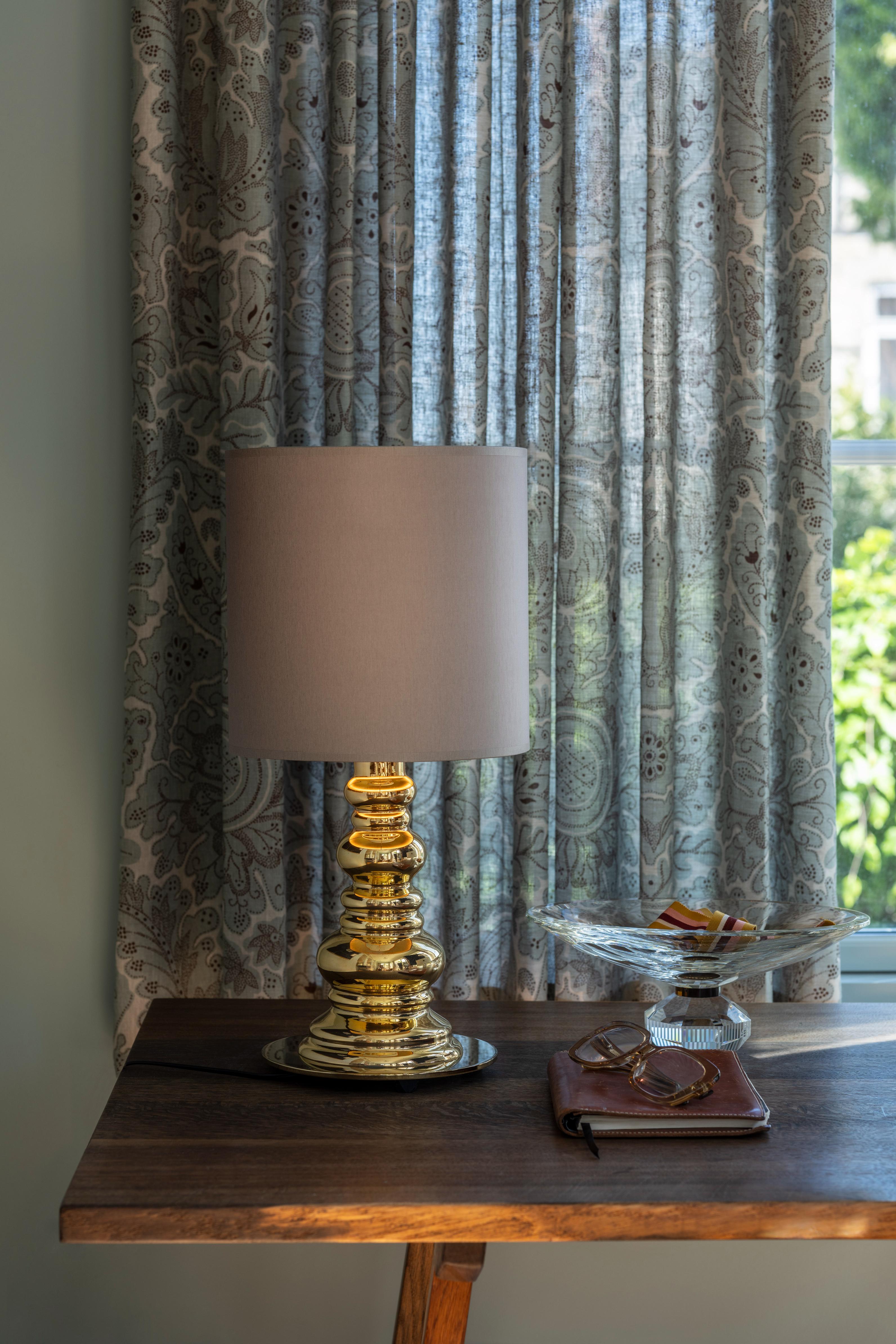 Lampa stołowa PUNK DELUXE szary ze złotą podstawą