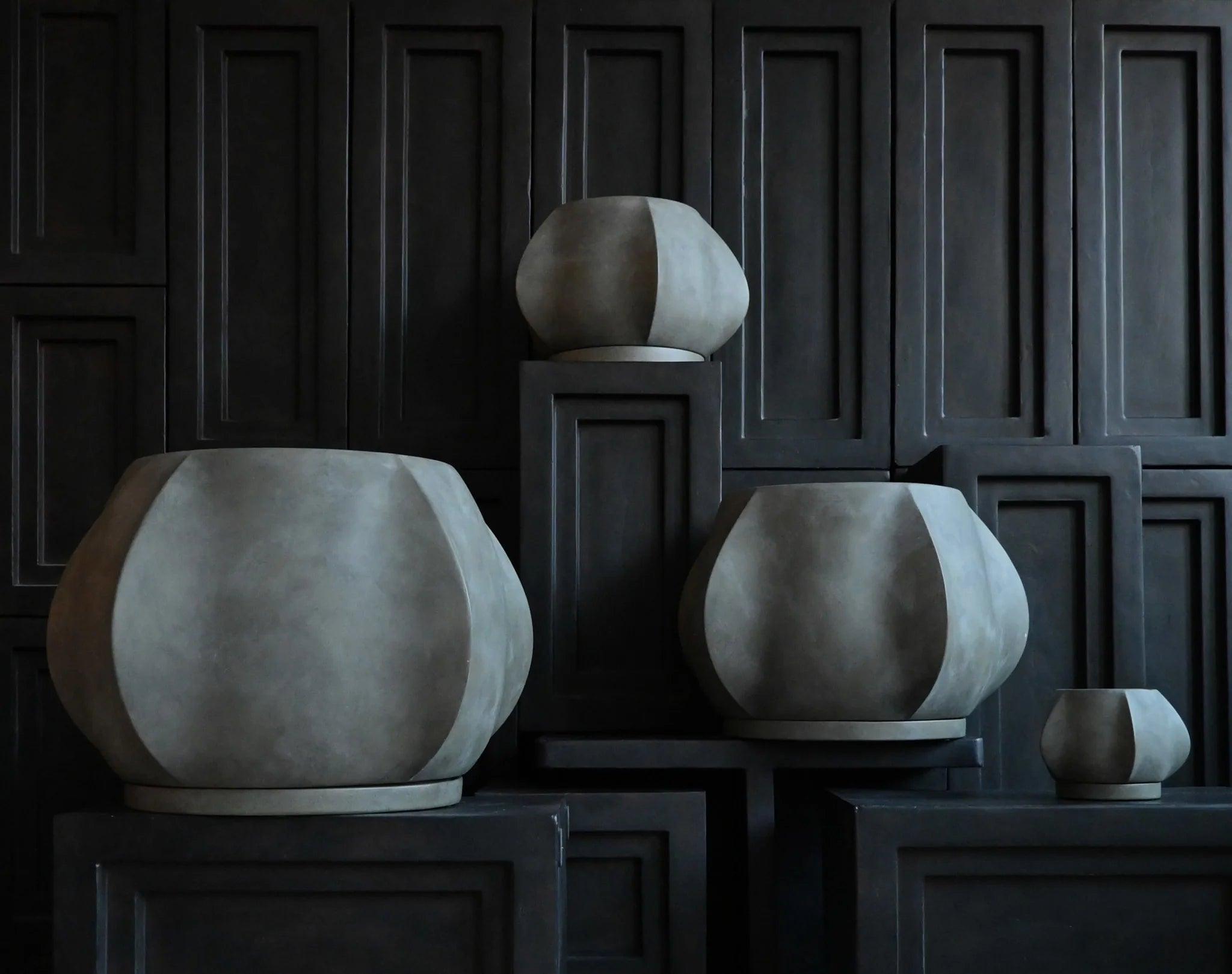 Doniczka ARKET ciemnoszary 101 Copenhagen    Eye on Design