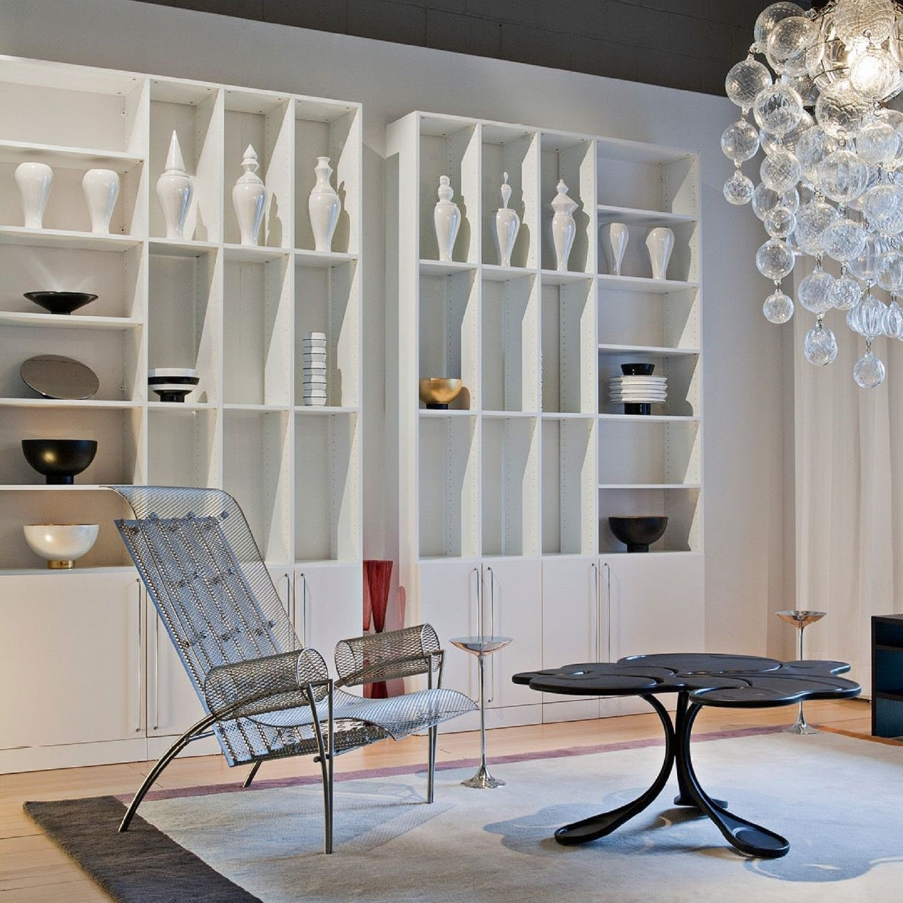 Fotel SUKI z nehrdzavejúcej ocele