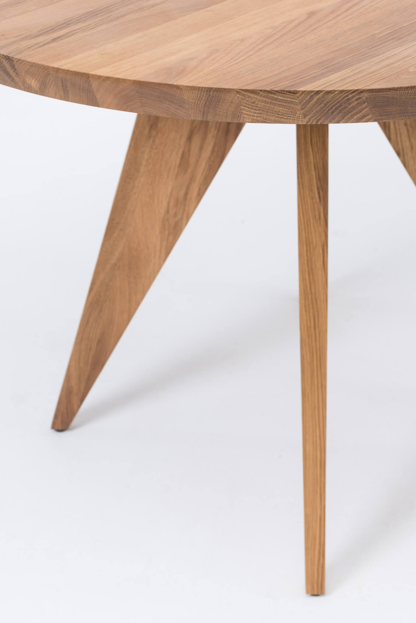 Okrúhly stôl MEDUSA dub