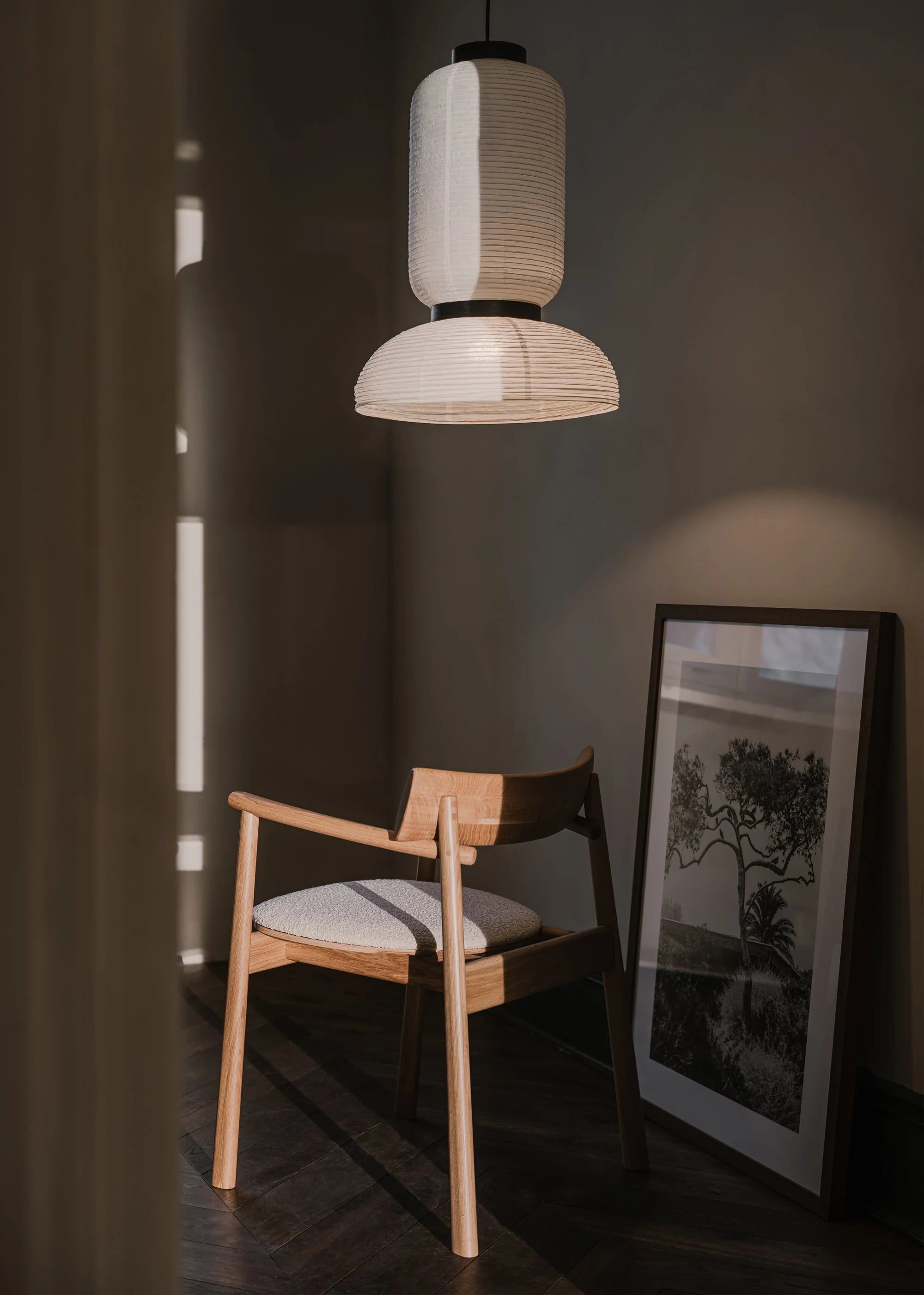 ELIPSA SOFT Chair black oak wood and black boucle