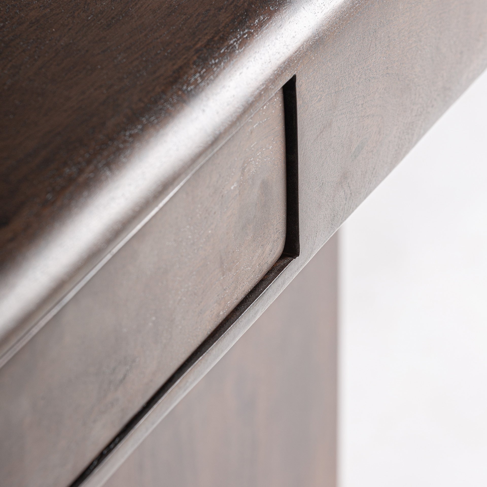 EYZIES Desk in Acacia Wood