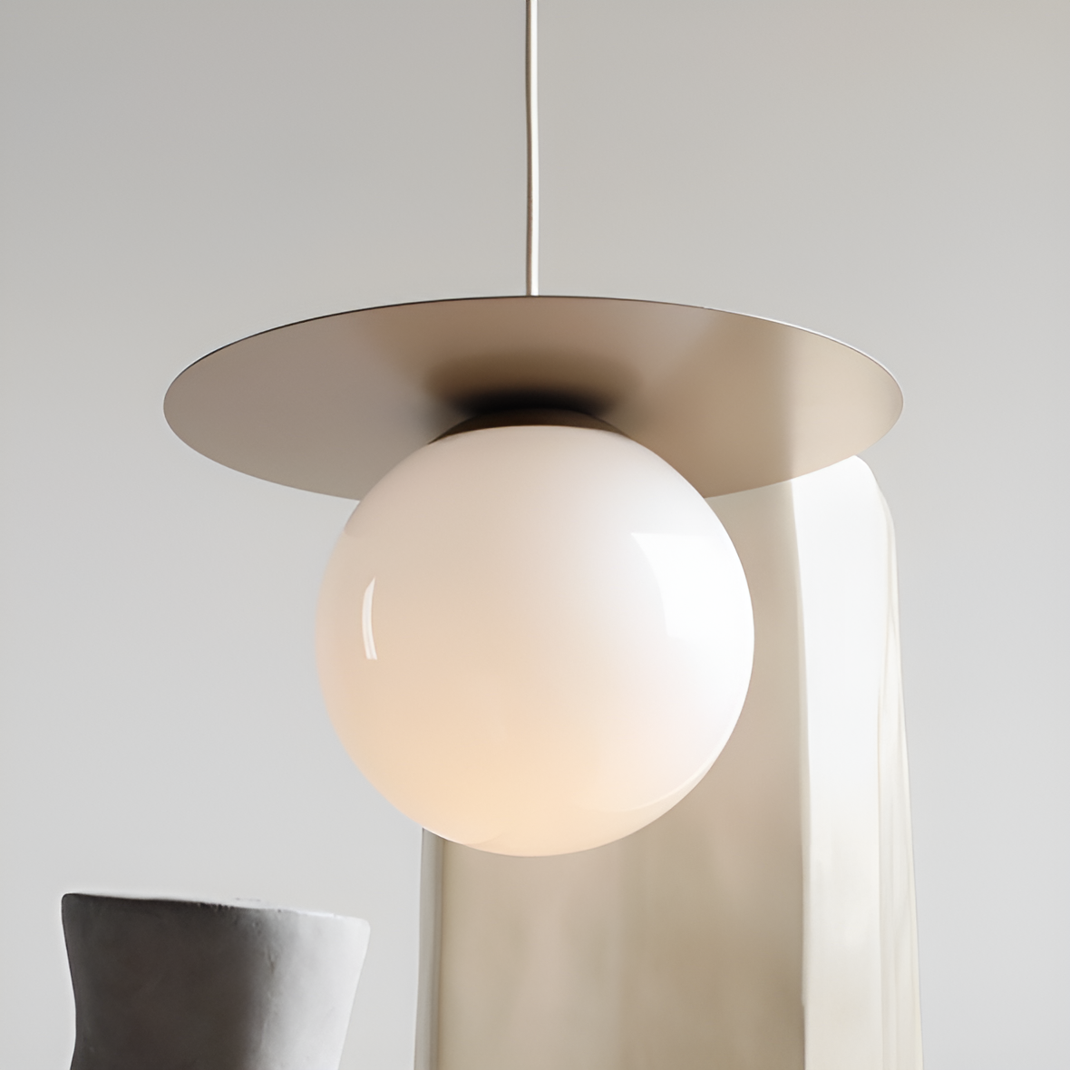 Loop beige hanging lamp