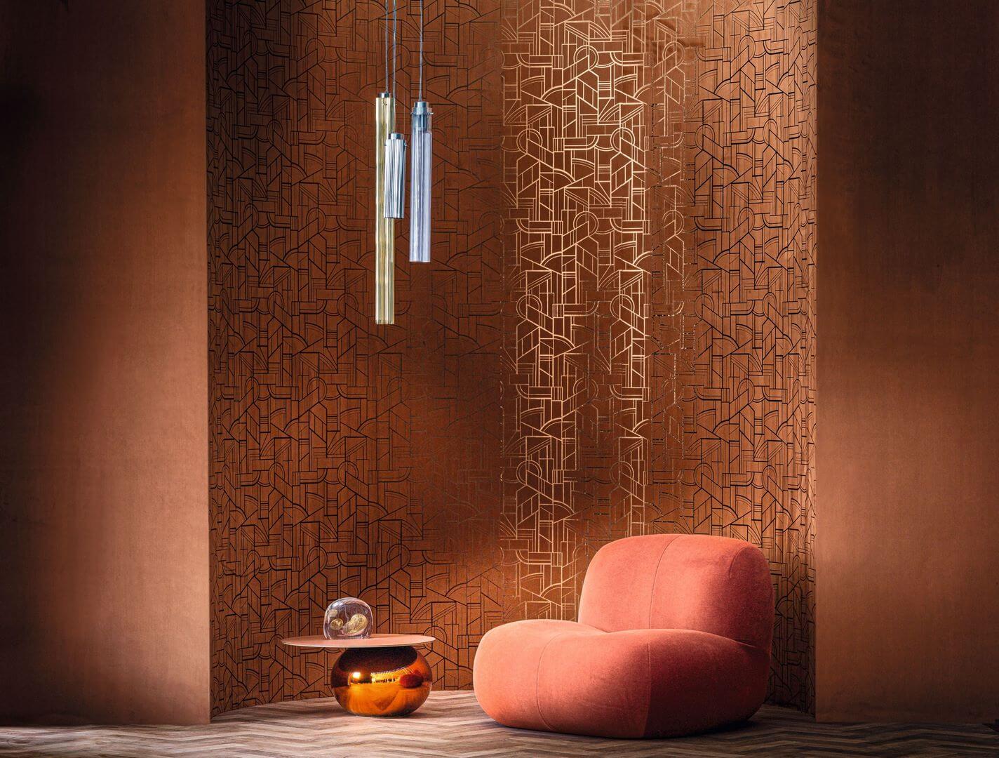 Metallic textile wallpaper with an Art Deco geometric pattern REIMS - AMBRE golden with white