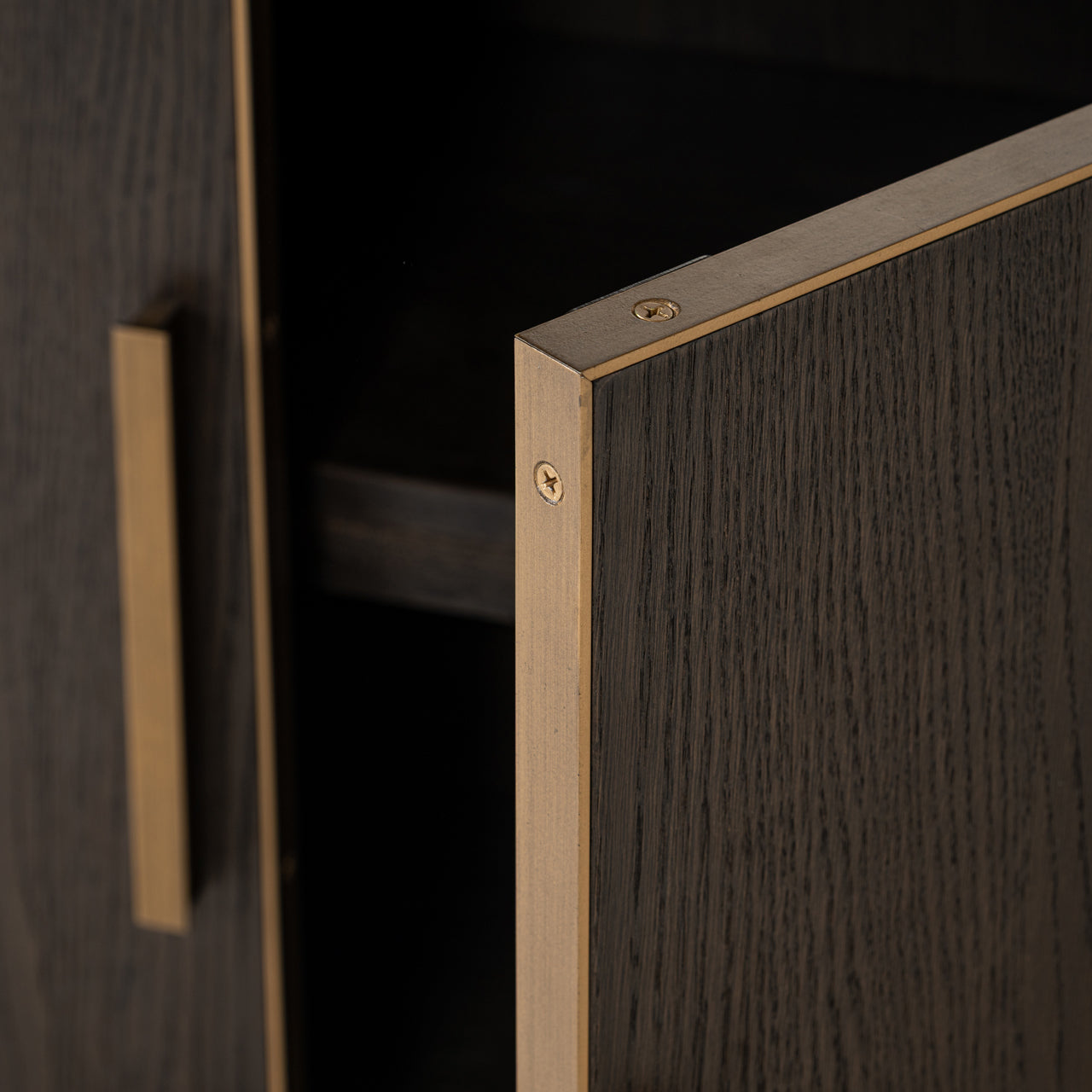 Regál CARTER dubová dyha so zlatým rámom