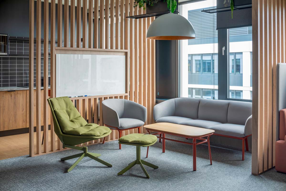 Fotel FAT FRANK s otočnou základňou