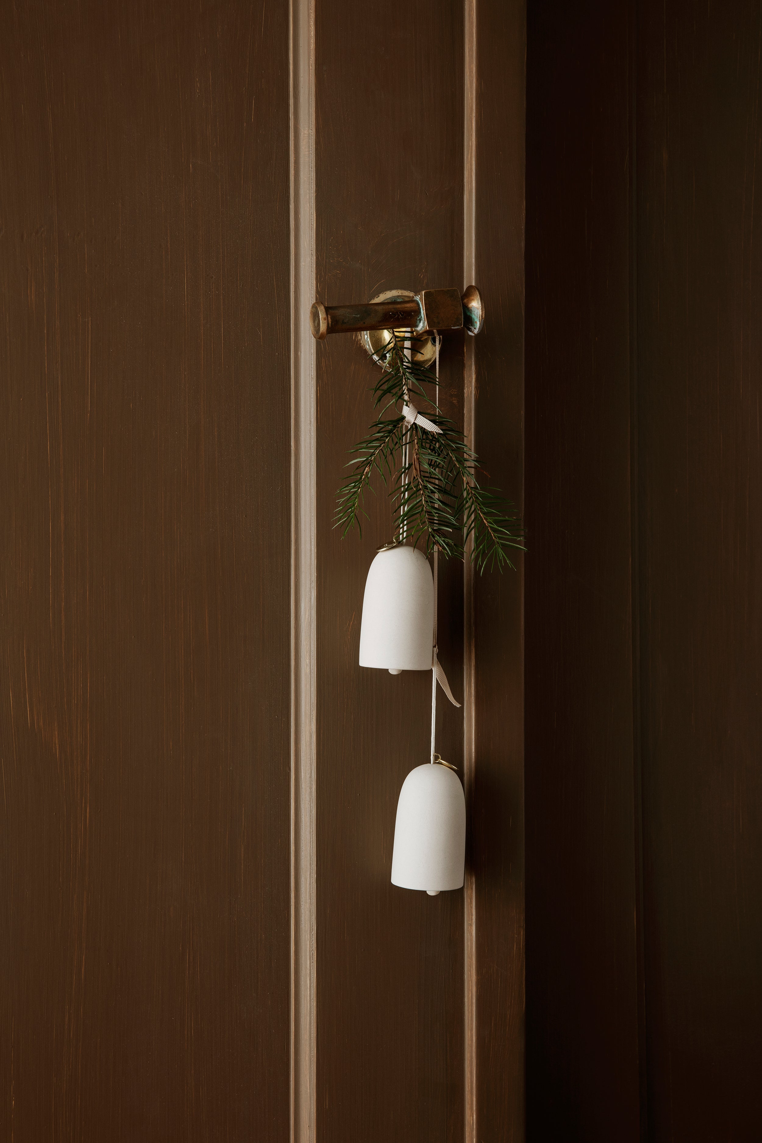 Sada vianočných zvončekov BELL CERAMIC biela so zlatou