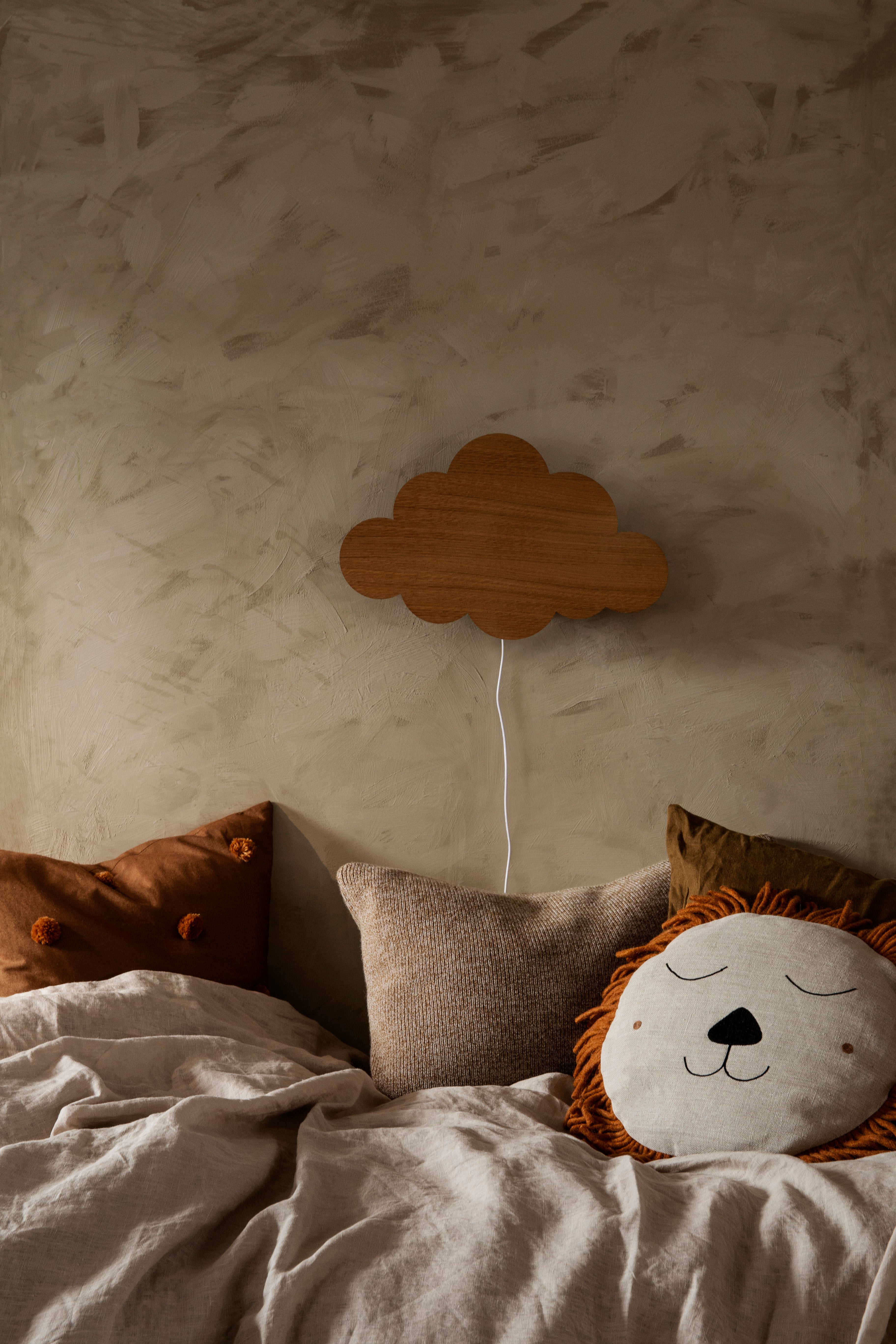 CLOUD wall lamp oak veneer